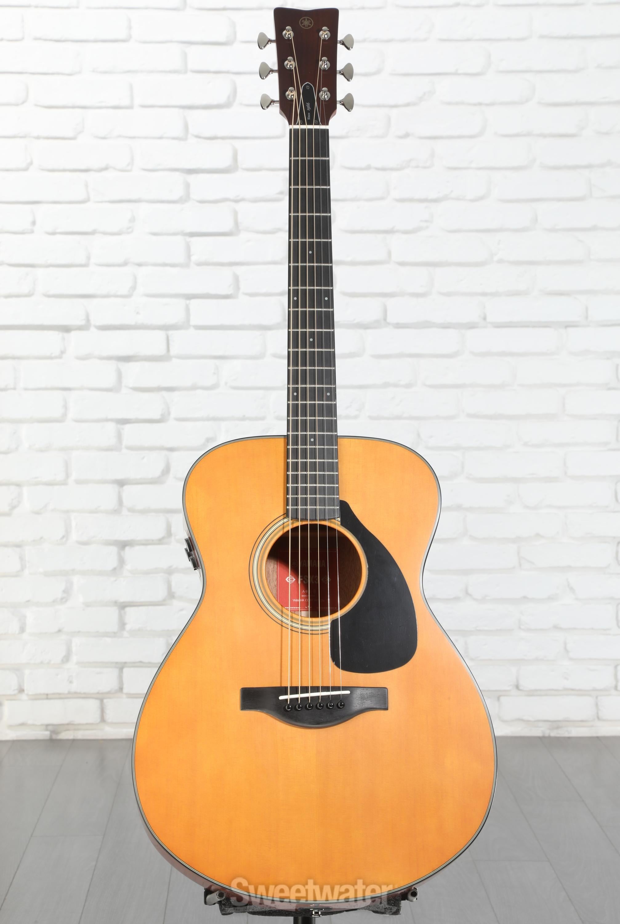 Yamaha Red Label FSX3 Acoustic-electric Guitar - Natural | Sweetwater