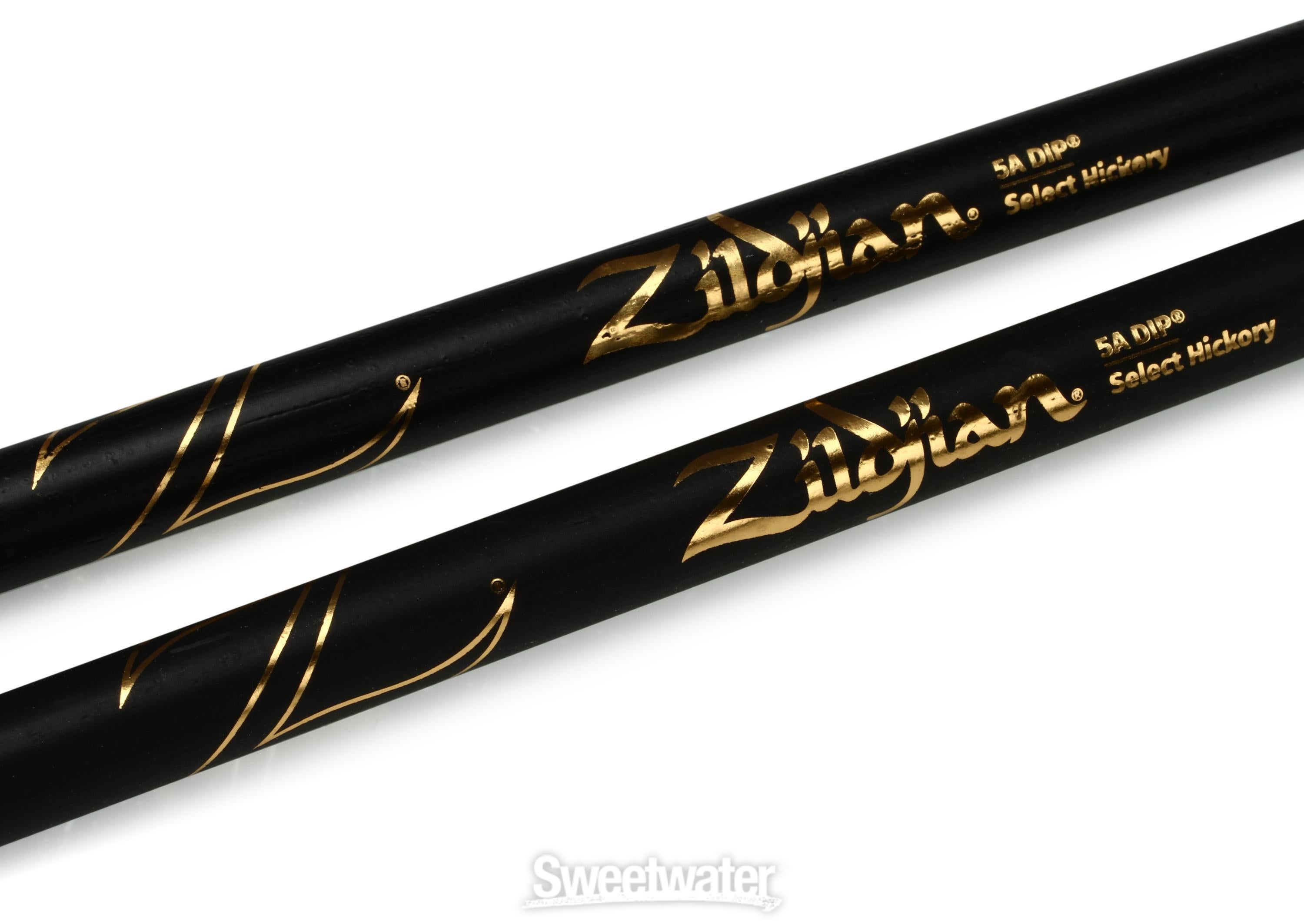Zildjian Hickory Dip Series 4 for 3 ドラムスティックパック - 5A - ウッドチップ - ブラック Zildjian Hickory Dip Series Drumsticks - 5A - Wood Tip - Black