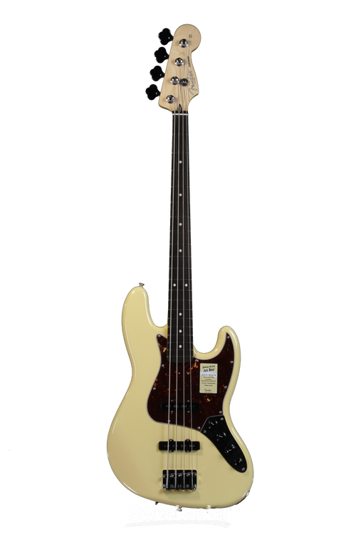 Fender Deluxe Active Jazz Bass - Vintage White Reviews | Sweetwater