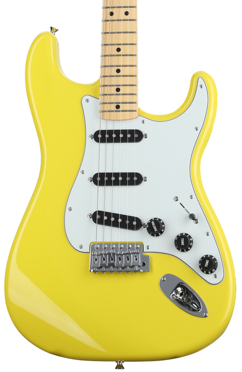 Fender Made in Japan Limited International Color Fender Made in Japan Limited International Color