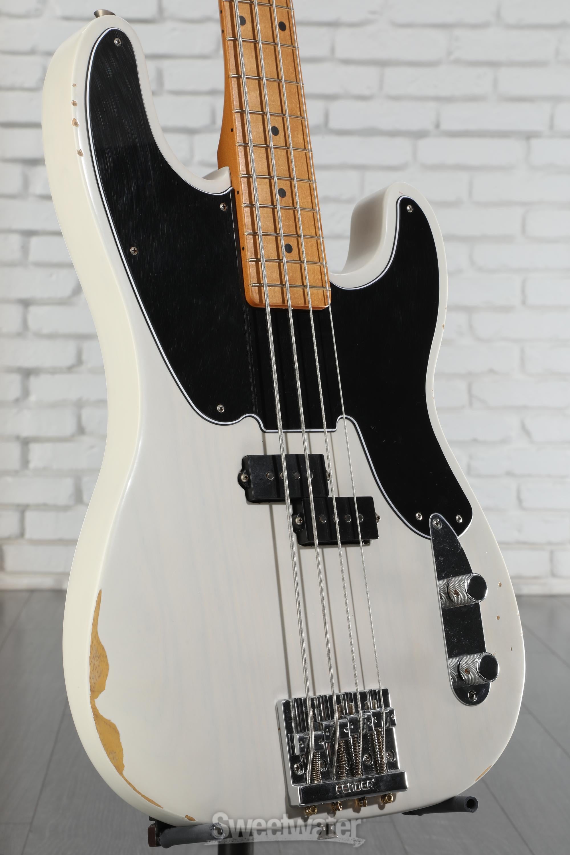 Fender Mike Dirnt Road Worn Precision Bass - White Blonde