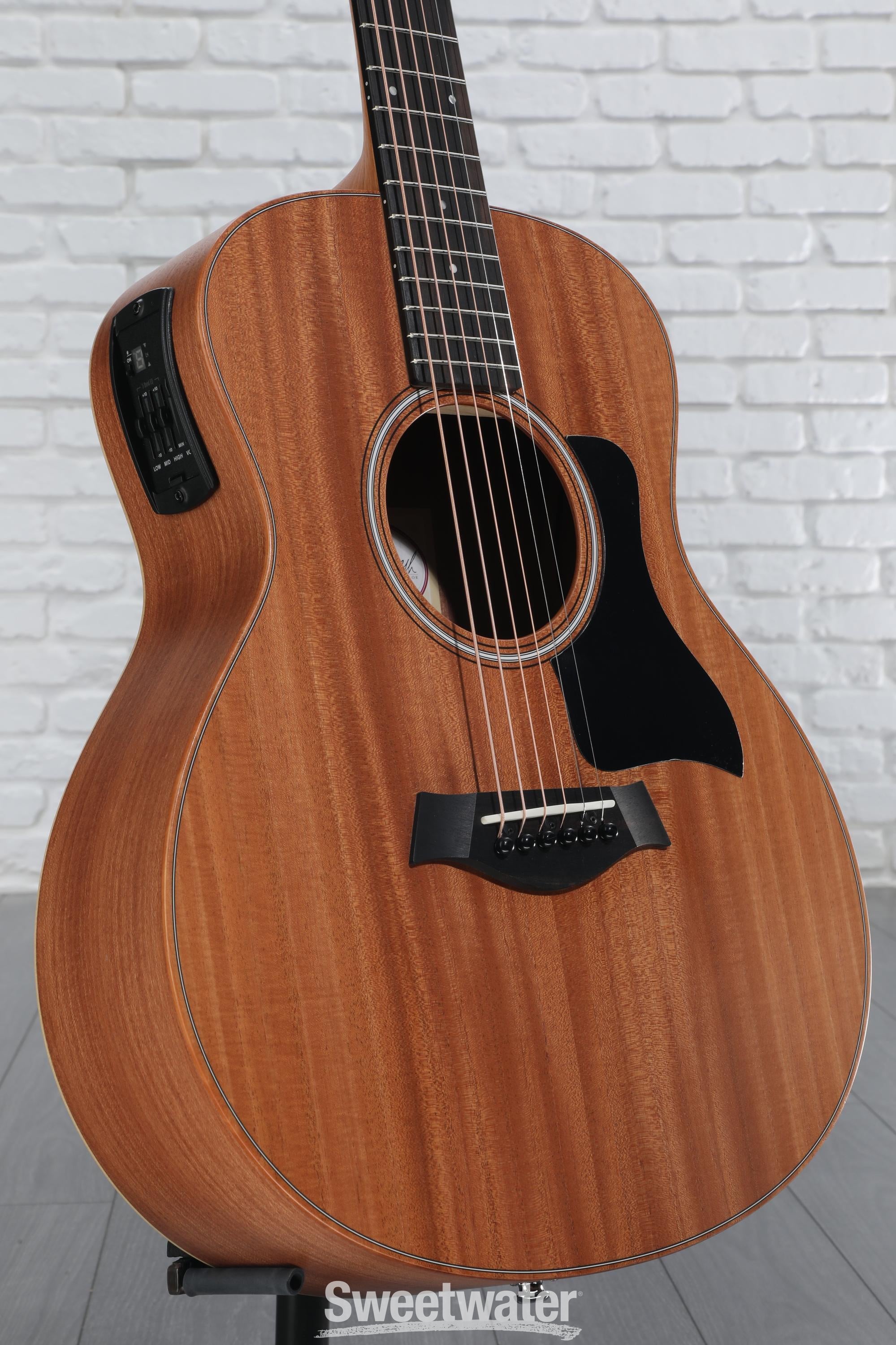 Taylor GS Mini-e Mahogany Acoustic-electric Guitar - Natural