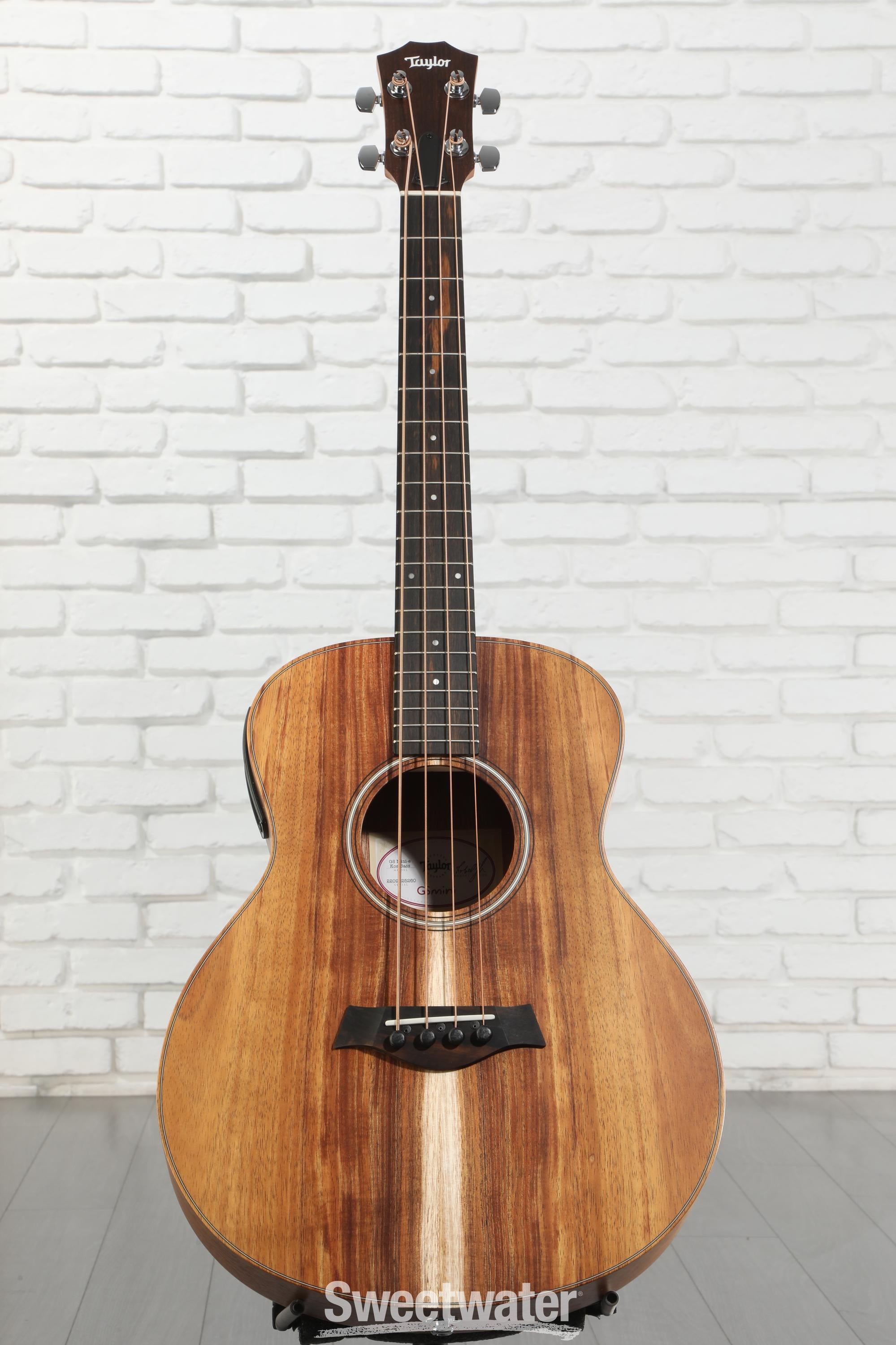 Taylor GS Mini-e Koa Bass - Natural Reviews | Sweetwater