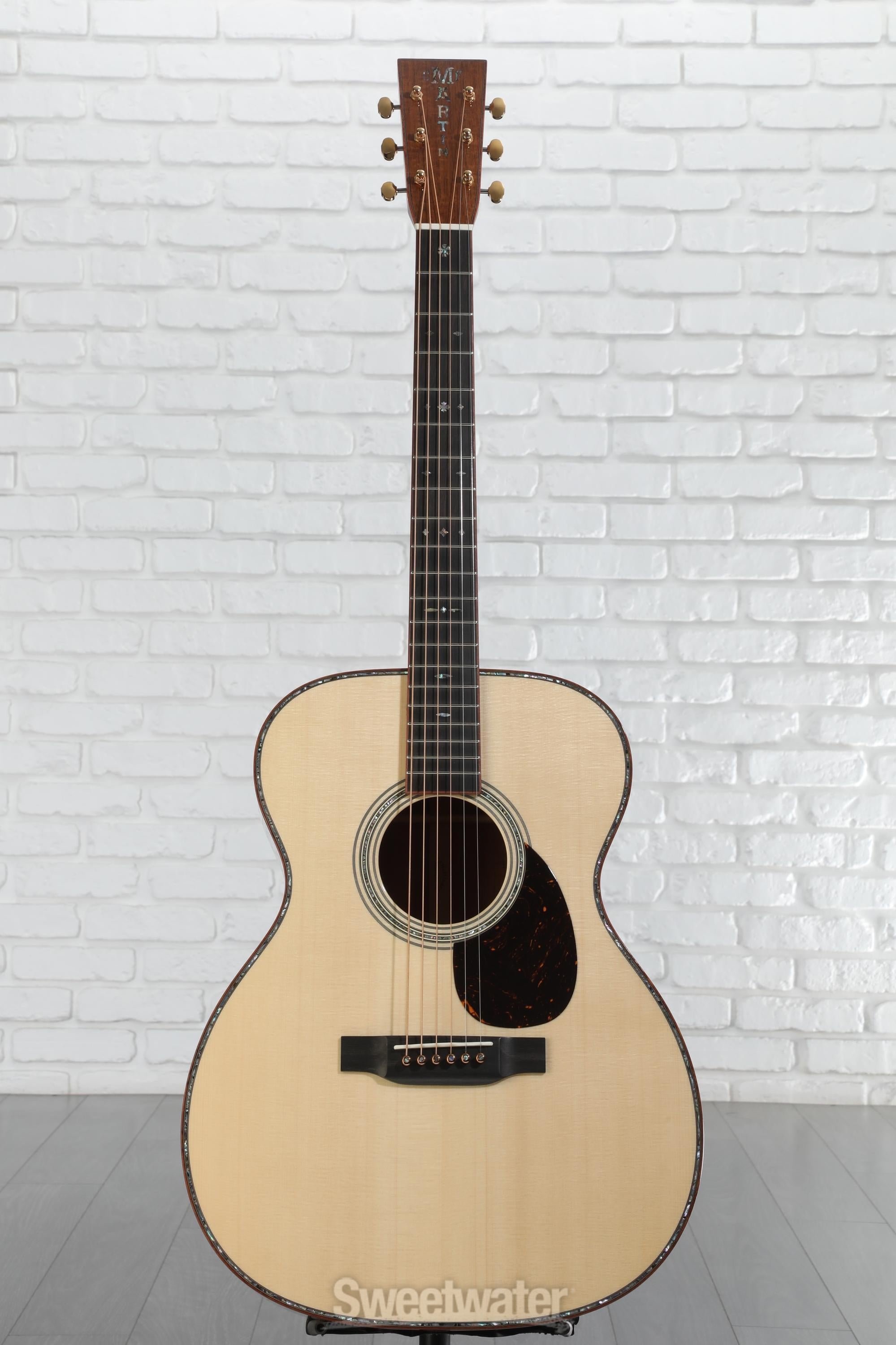 ギター Martin Custom OM Martin OM-18 Italian Spruce: Explore at The Music Emporium