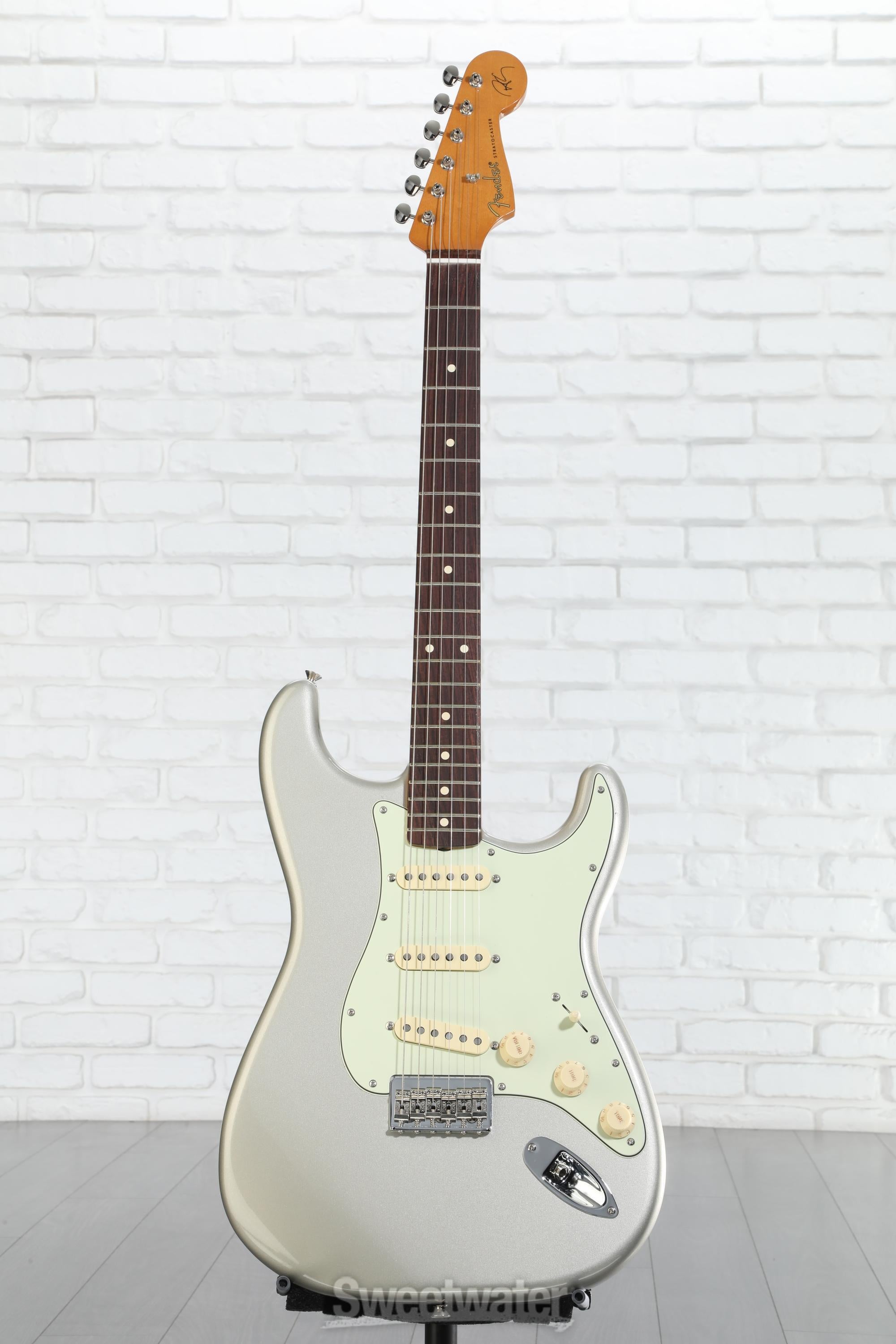 Fender Robert Cray Standard Stratocaster Electric Guitar - Inca