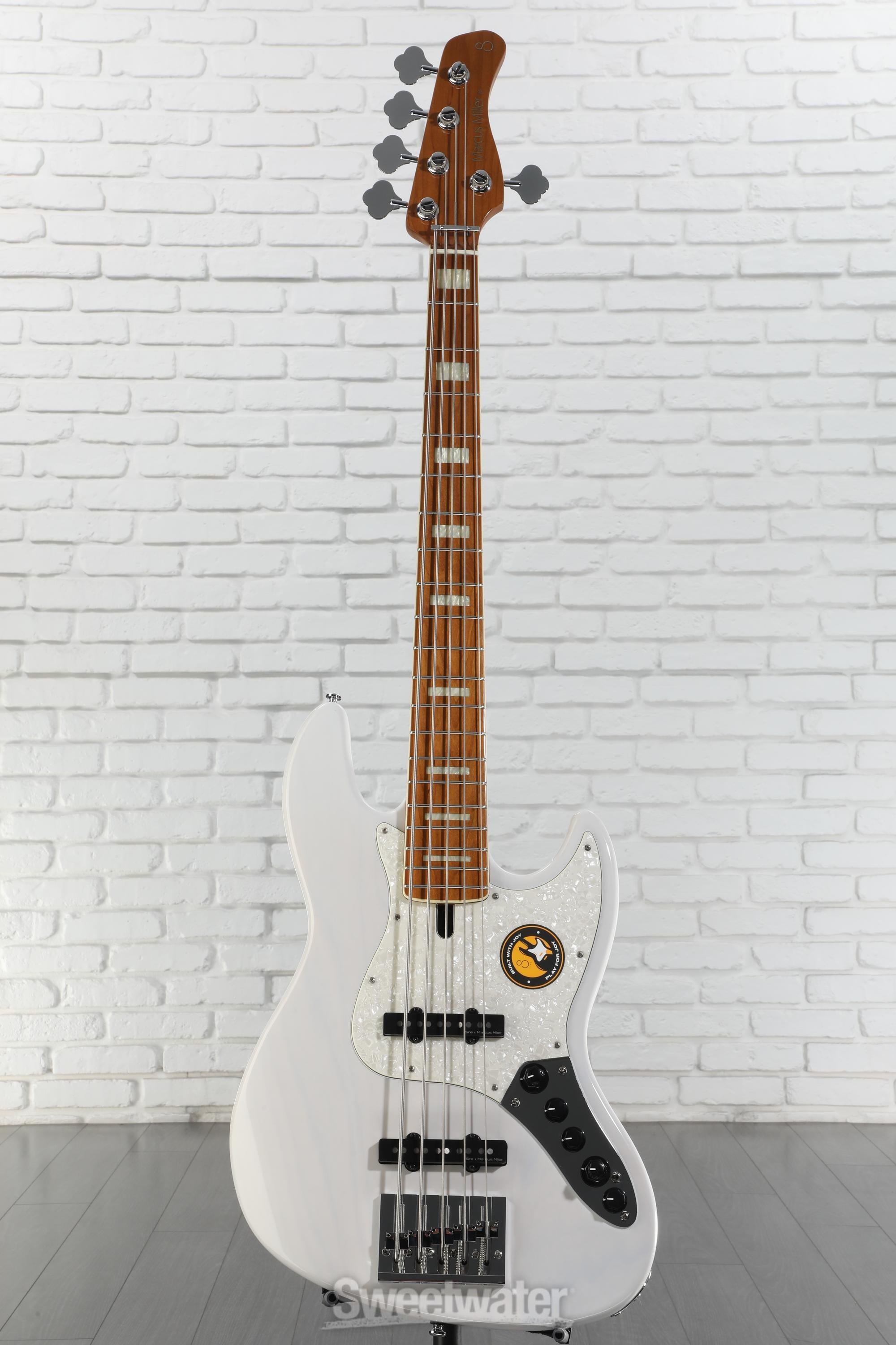 Sire Marcus Miller V8 5-string Electric Bass - White Blonde
