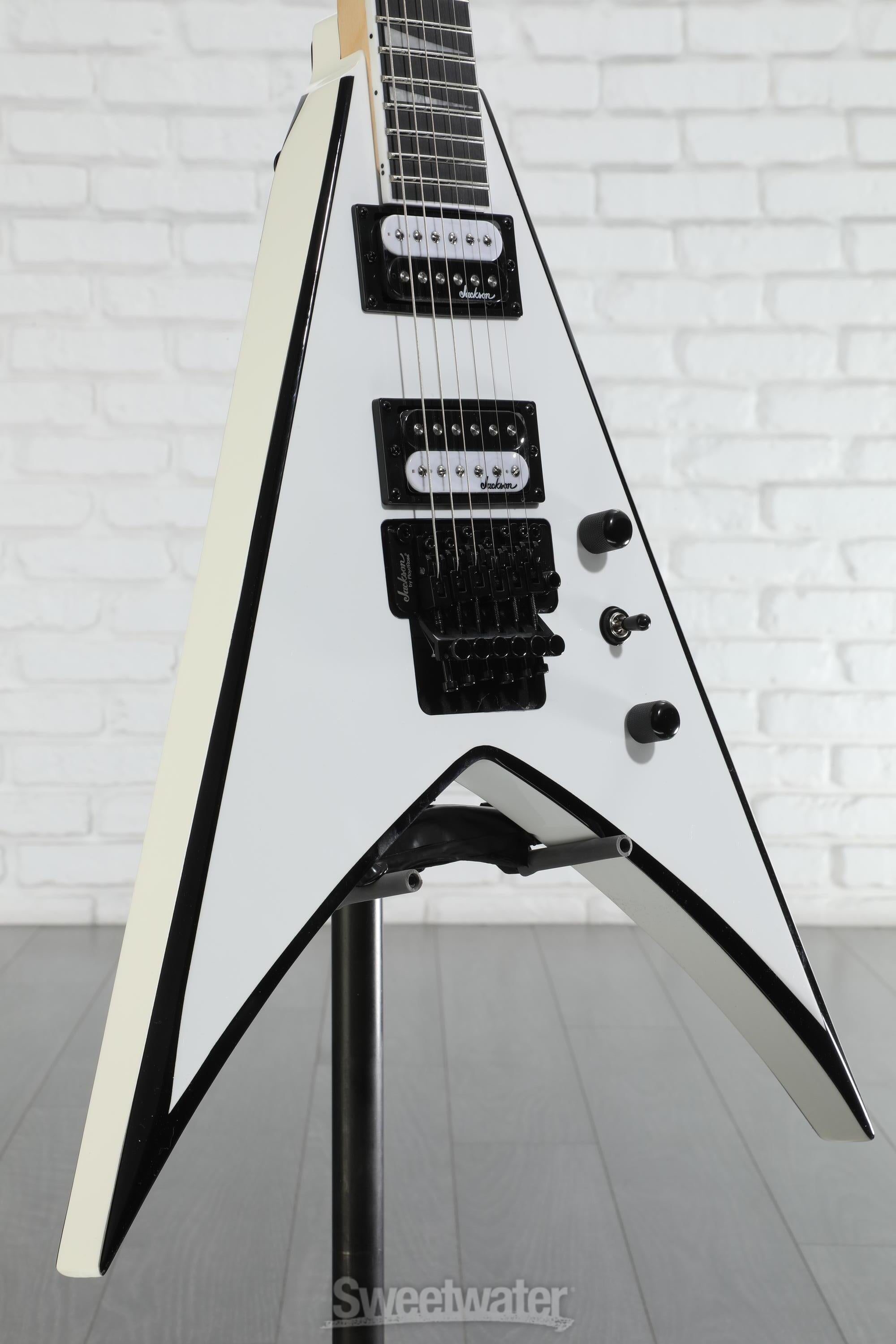 【美品】Jackson KING V VS32 White with Black Jackson JS Series King V JS32 Electric Guitar White with
