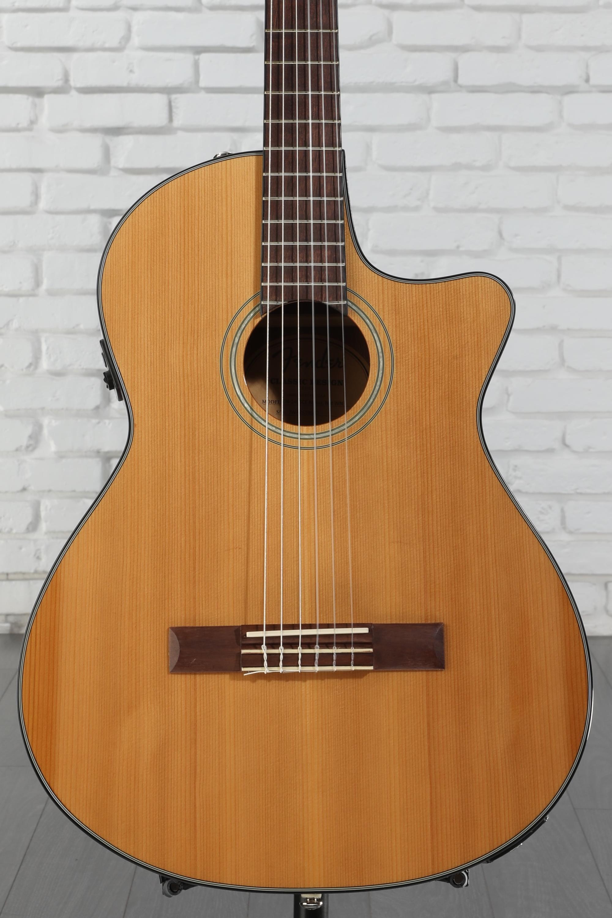 Fender CN-140SCE Natural ナイロン　エレガット Amazon.com: Fender CN-140SCE Thinline Concert Nylon String