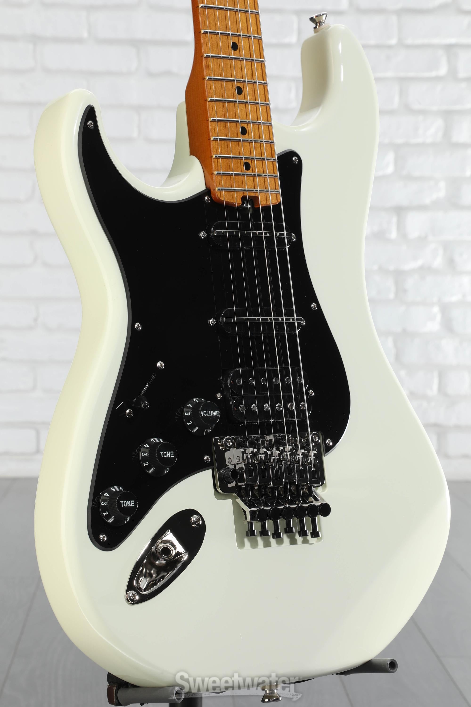 Photo of Kramer Pacer Deluxe Left-handed Electric Guitar - Classic White