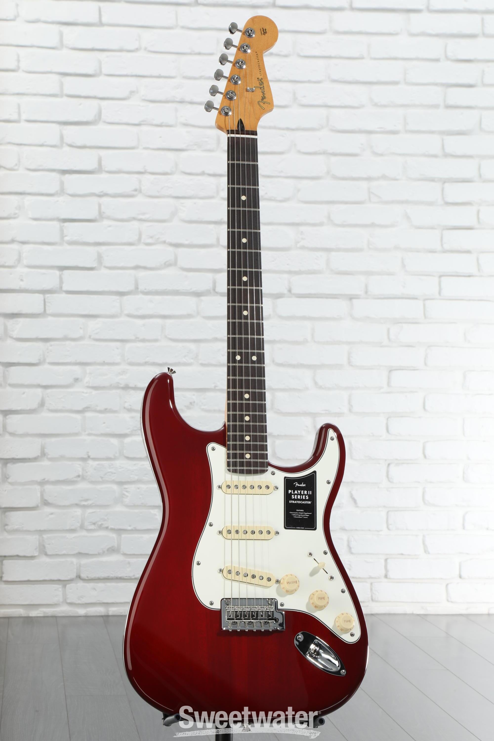 ボイルエッグ Fender player Stratocaster Amazon.com: Fender Player Stratocaster SSS Electric Guitar