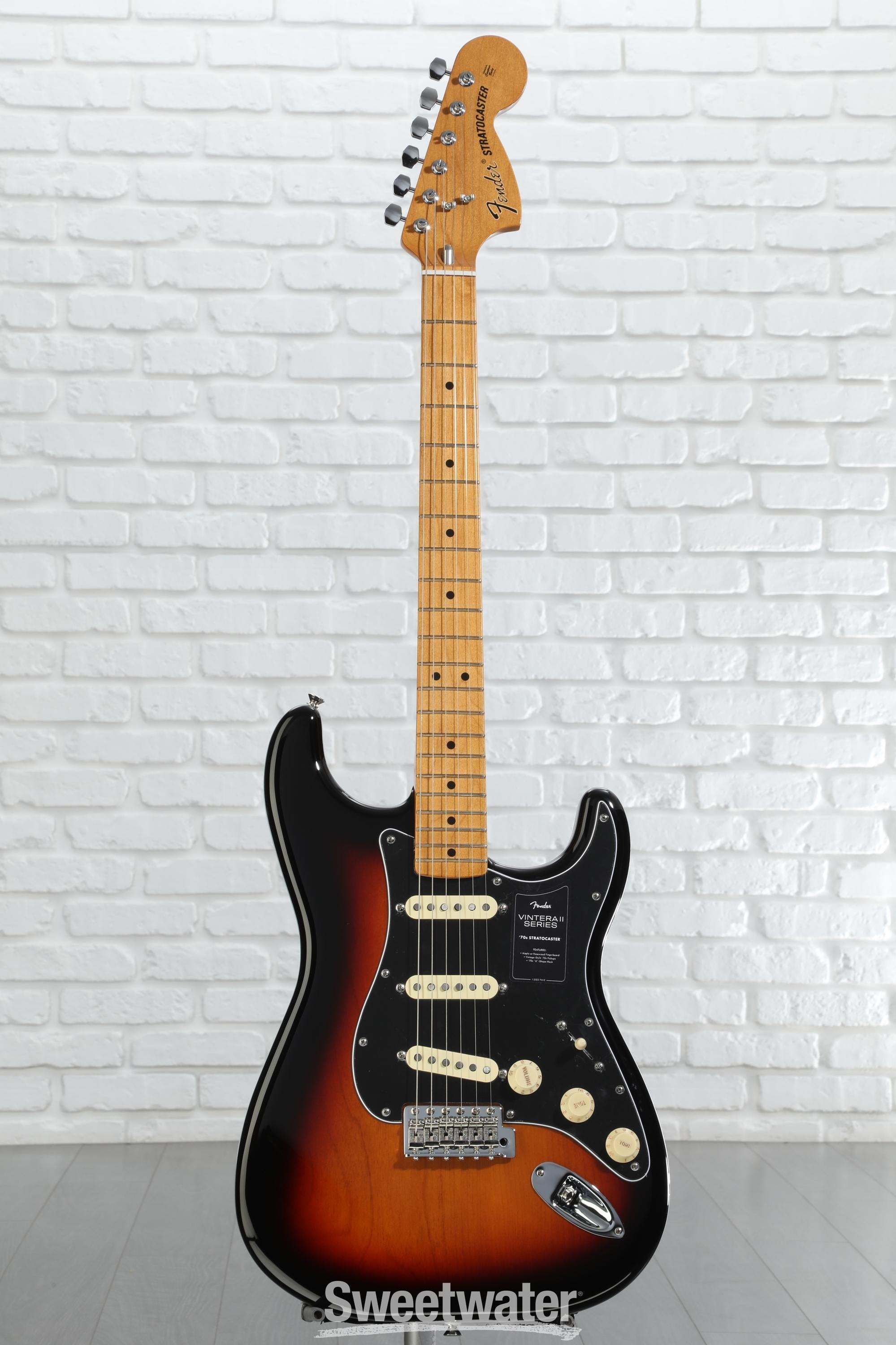 初売り 福袋 II Vintera Fender '70s 3 - Guitar Electric Stratocaster ギター