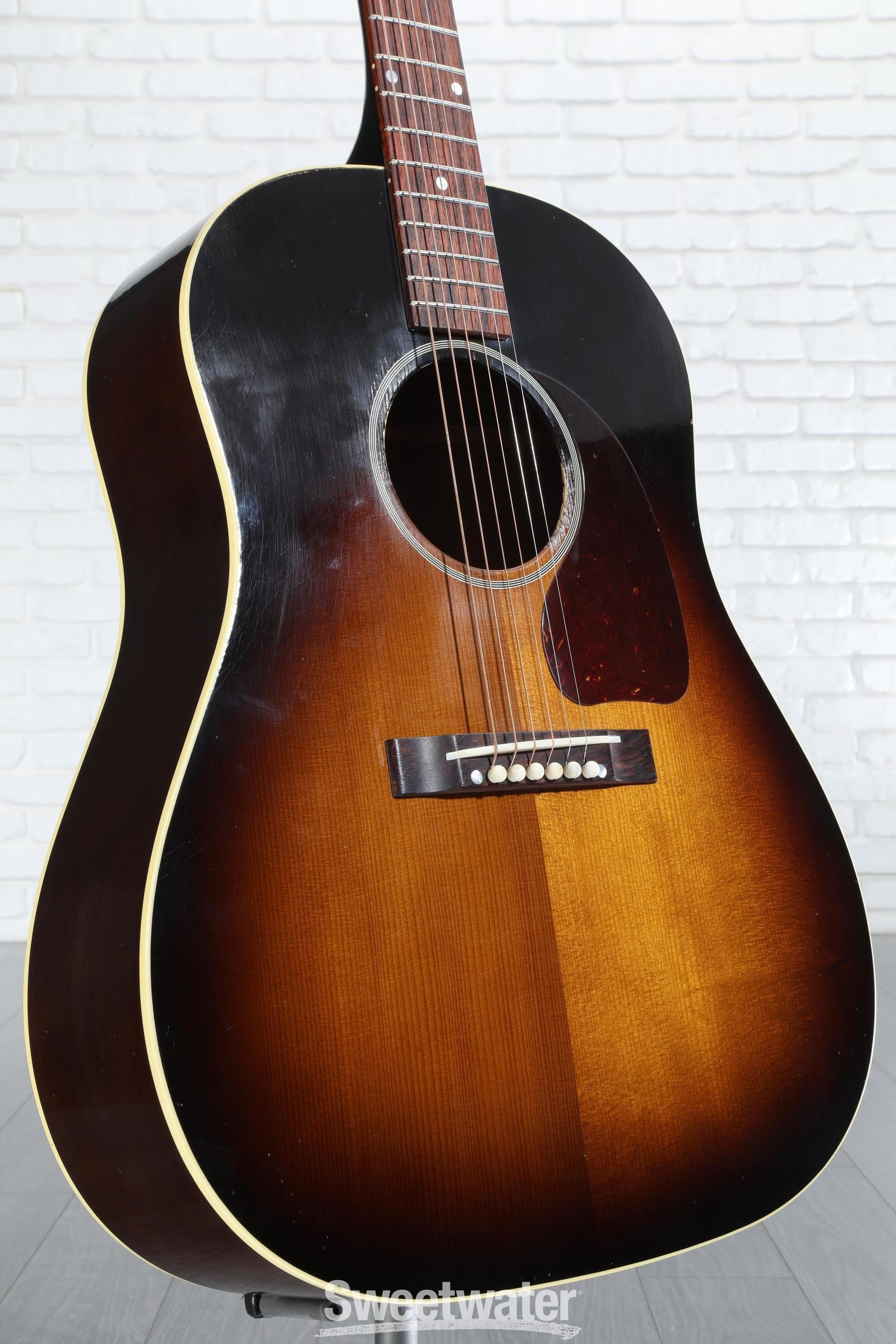 Gibson Acoustic 1942 Banner J-45 Murphy Lab Light Aged Acoustic Guitar -  Vintage Sunburst | Sweetwater