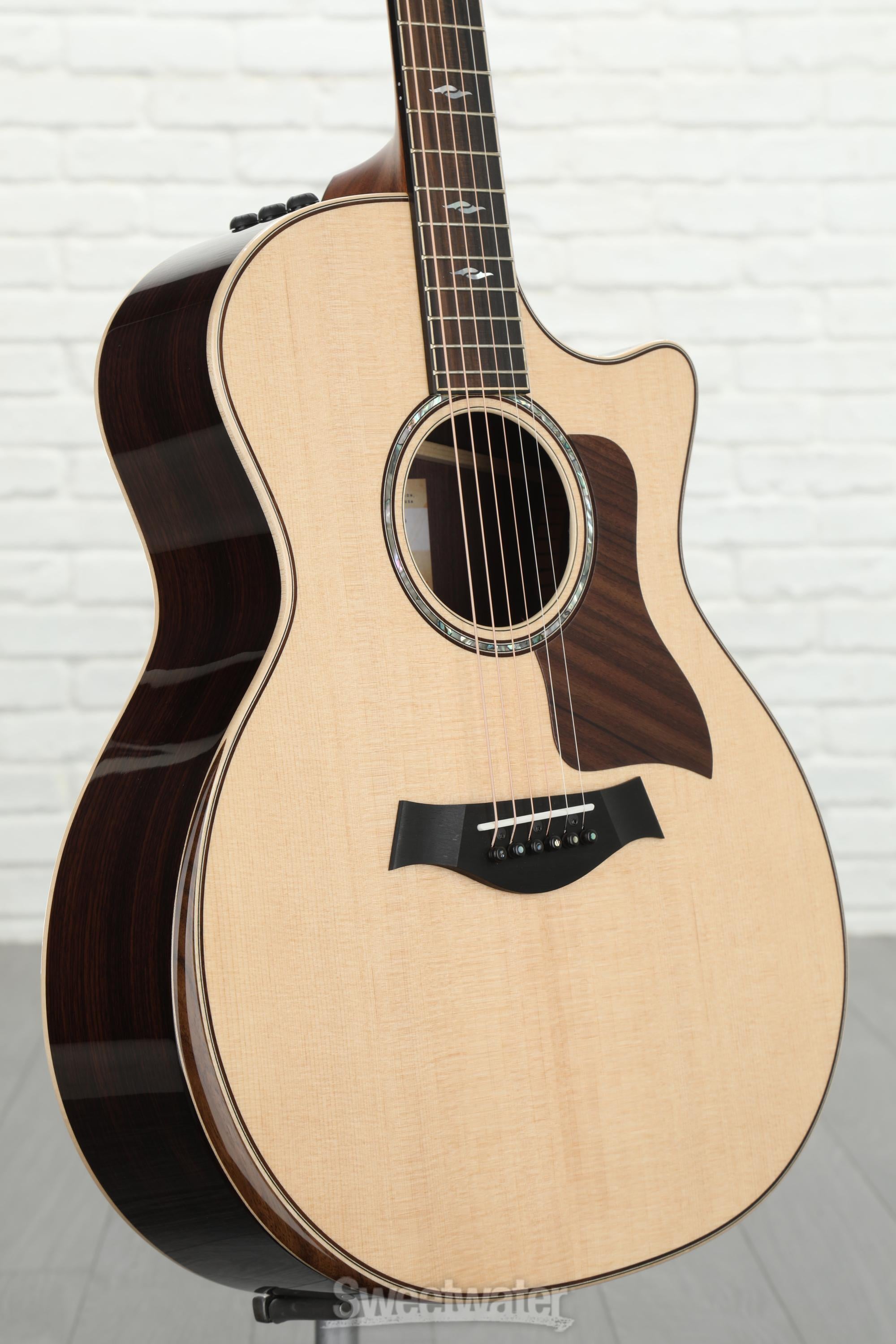 Taylor 814ce Deluxe V-Class Acoustic-Electric Guitar - Natural
