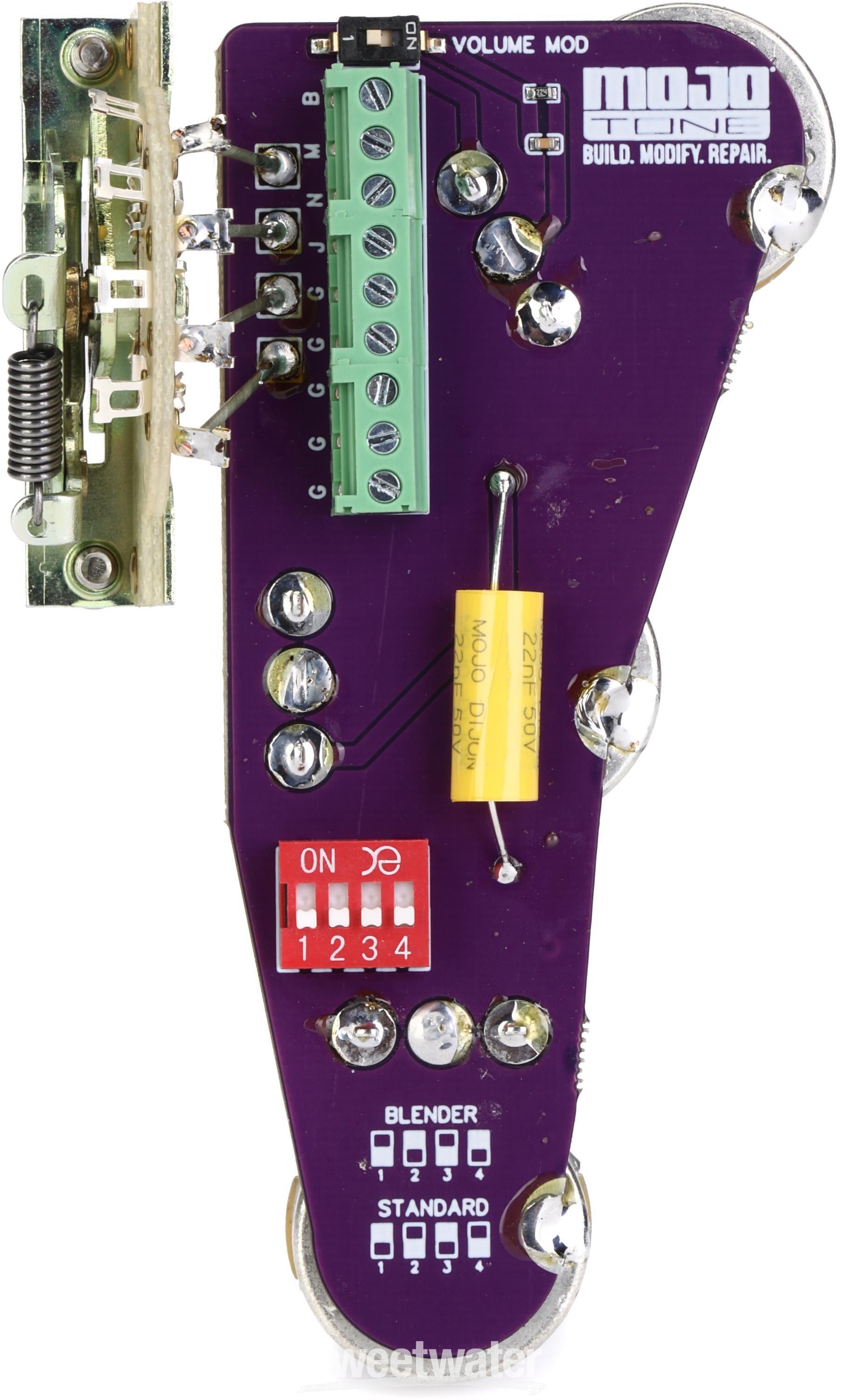 Fender SONORAN S NUT(ハードケース付属) Fender Sonoran S Nut Hard Case Included Safe delivery from