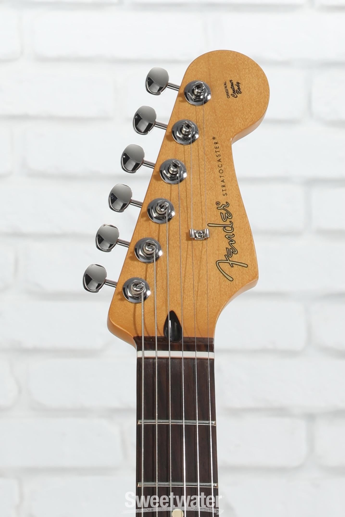 Fender Player II Stratocaster Electric Guitar - 3-color Sunburst with Rosewood Fingerboard