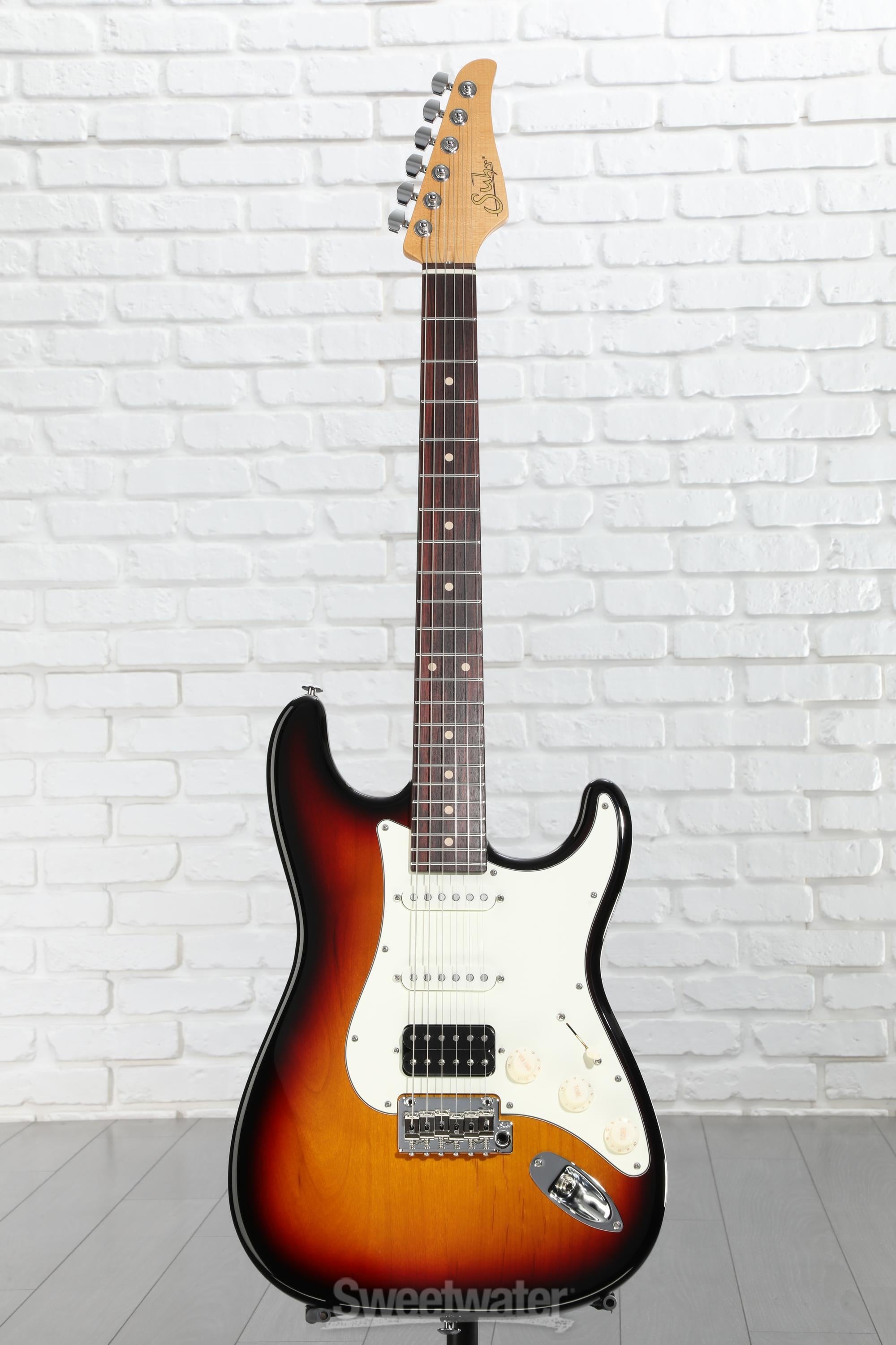 ギター Suhr classic S 3S Suhr Classic S SSS Electric Guitar - 3-tone Burst with Maple