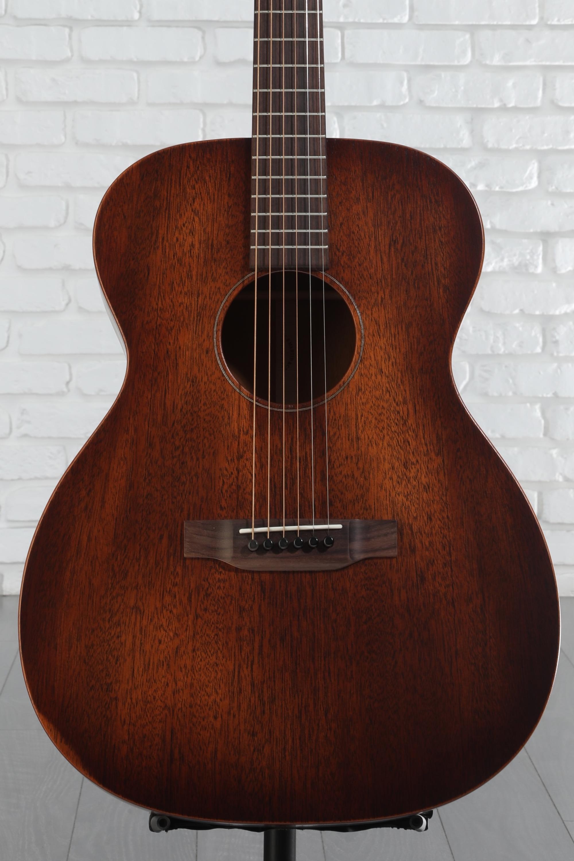 ギター Martin 000-15M Streetmaster Amazon.com: Martin Guitar 000-15M StreetMaster with Gig Bag