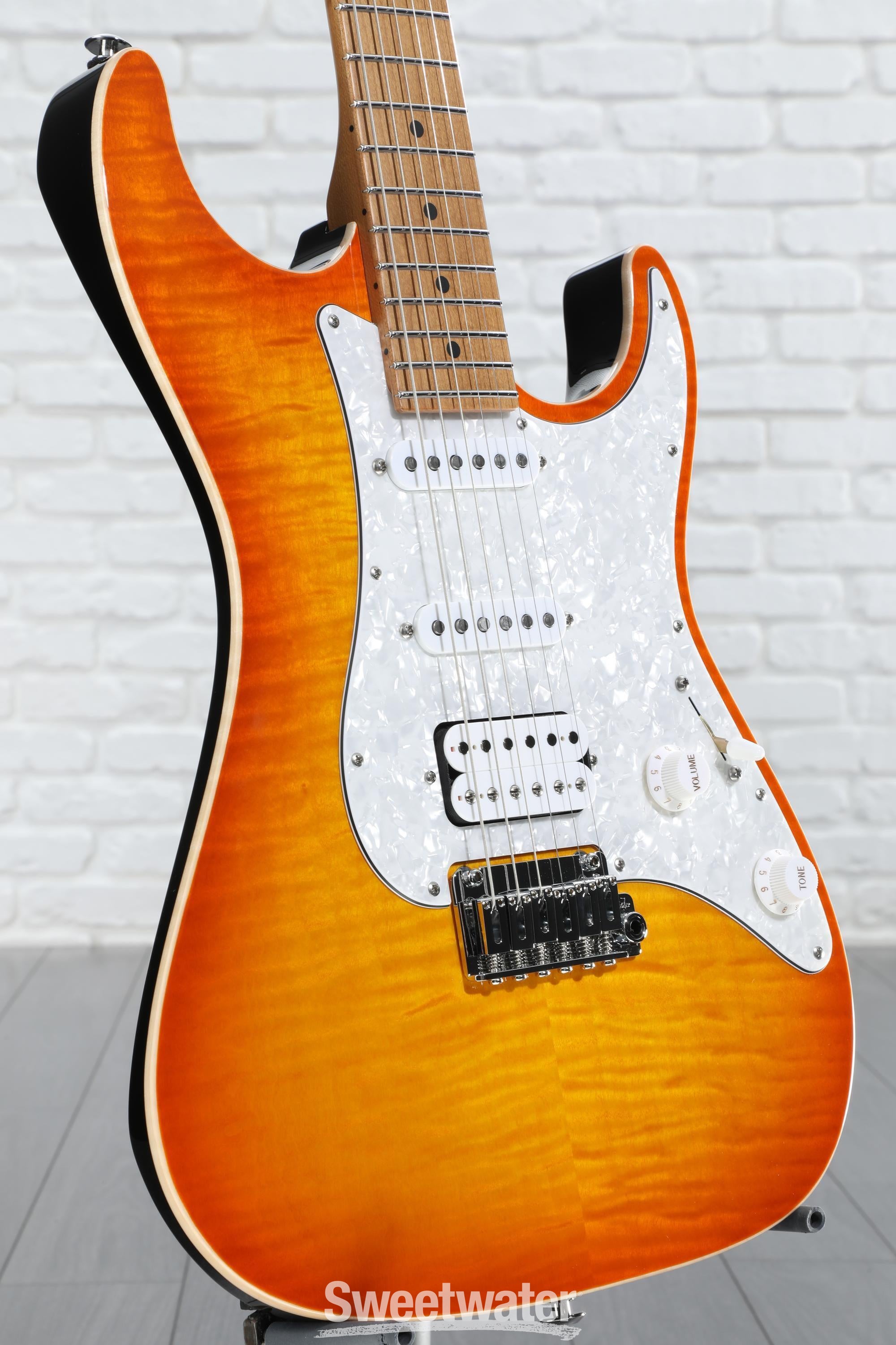 ギター Suhr Standard Plus Roasted Maple Suhr Standard Plus Guitar, Bahama Blue, Roasted Maple
