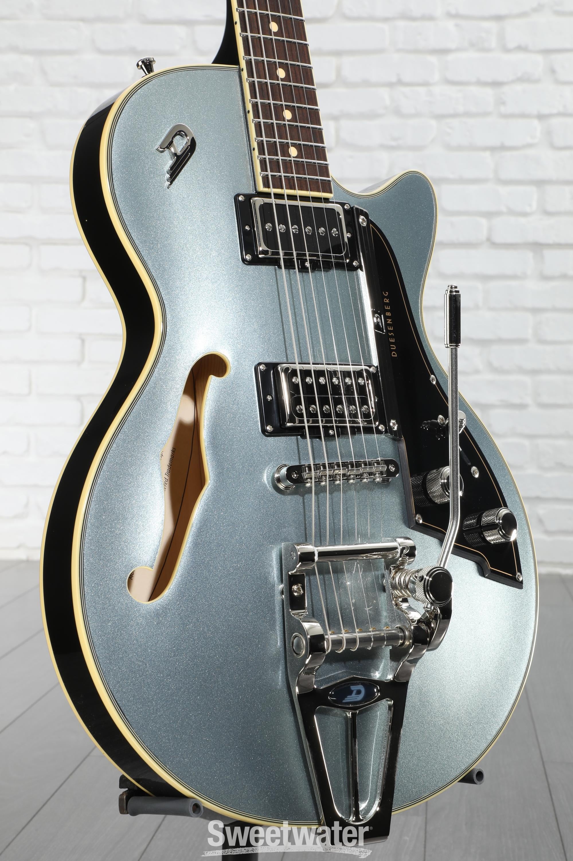 Duesenberg Starplayer TV Semi-hollowbody Electric Guitar