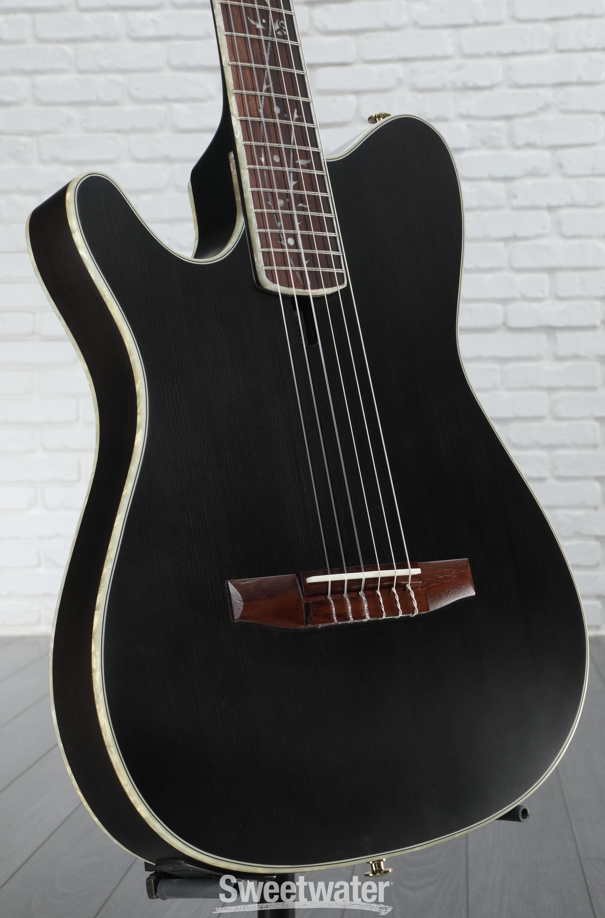 Ibanez TOD10N Tim Henson Signature Left-handed Nylon Acoustic