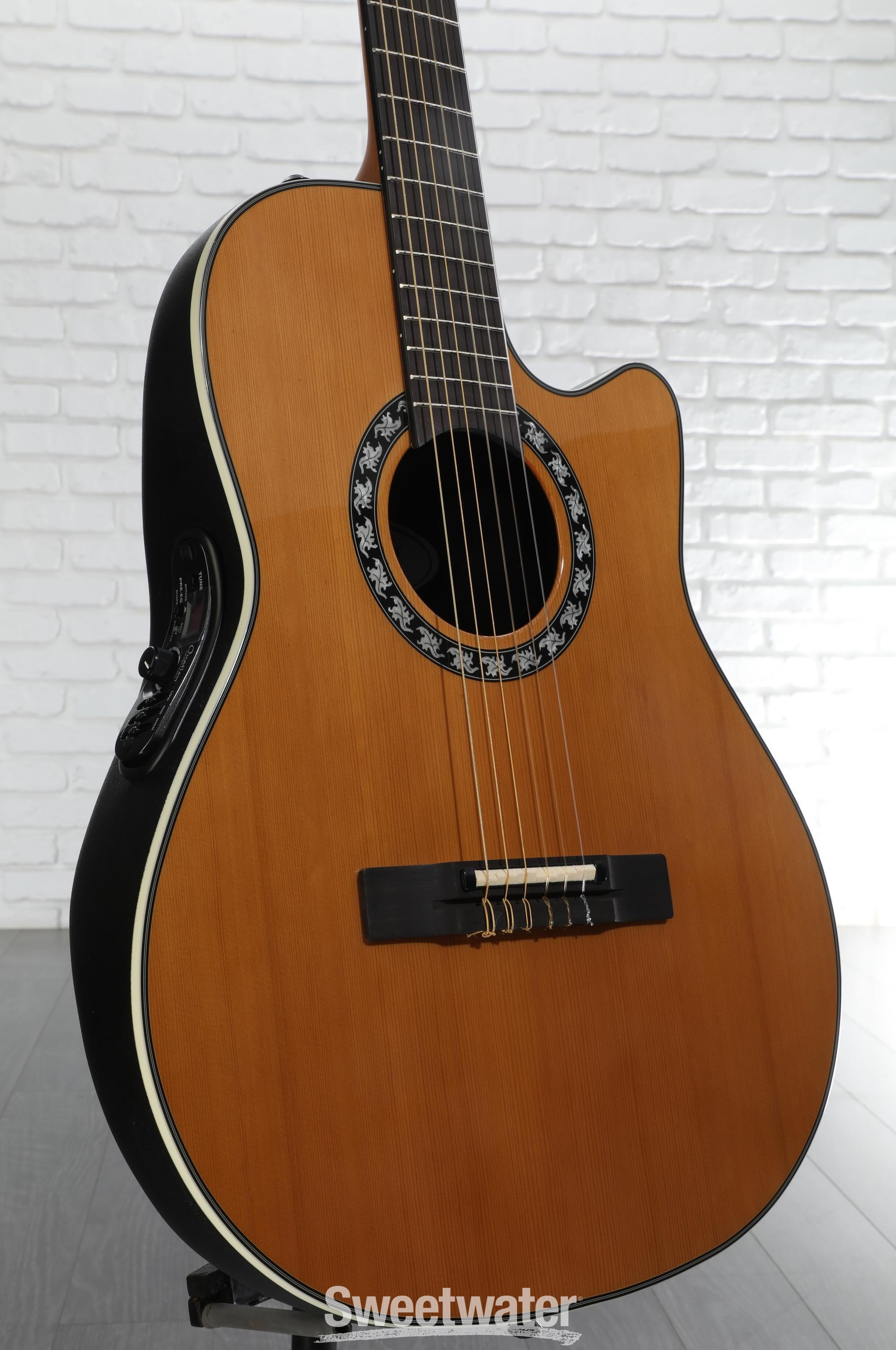 Ovation Guitar Collection 6点セット Ovation CE44P Celebrity Series Elite Plus Mid-Depth Acoustic