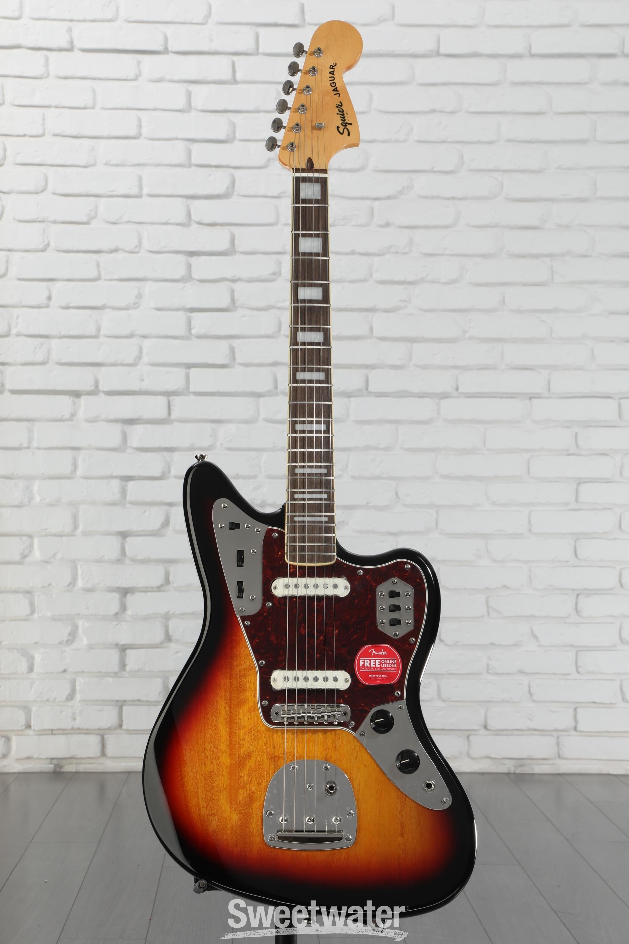 ギター SQUIER Classic Vibe 70s Jaguar 3TS Squier Classic Vibe '70s Jaguar - 3-Tone Sunburst | Sweetwater