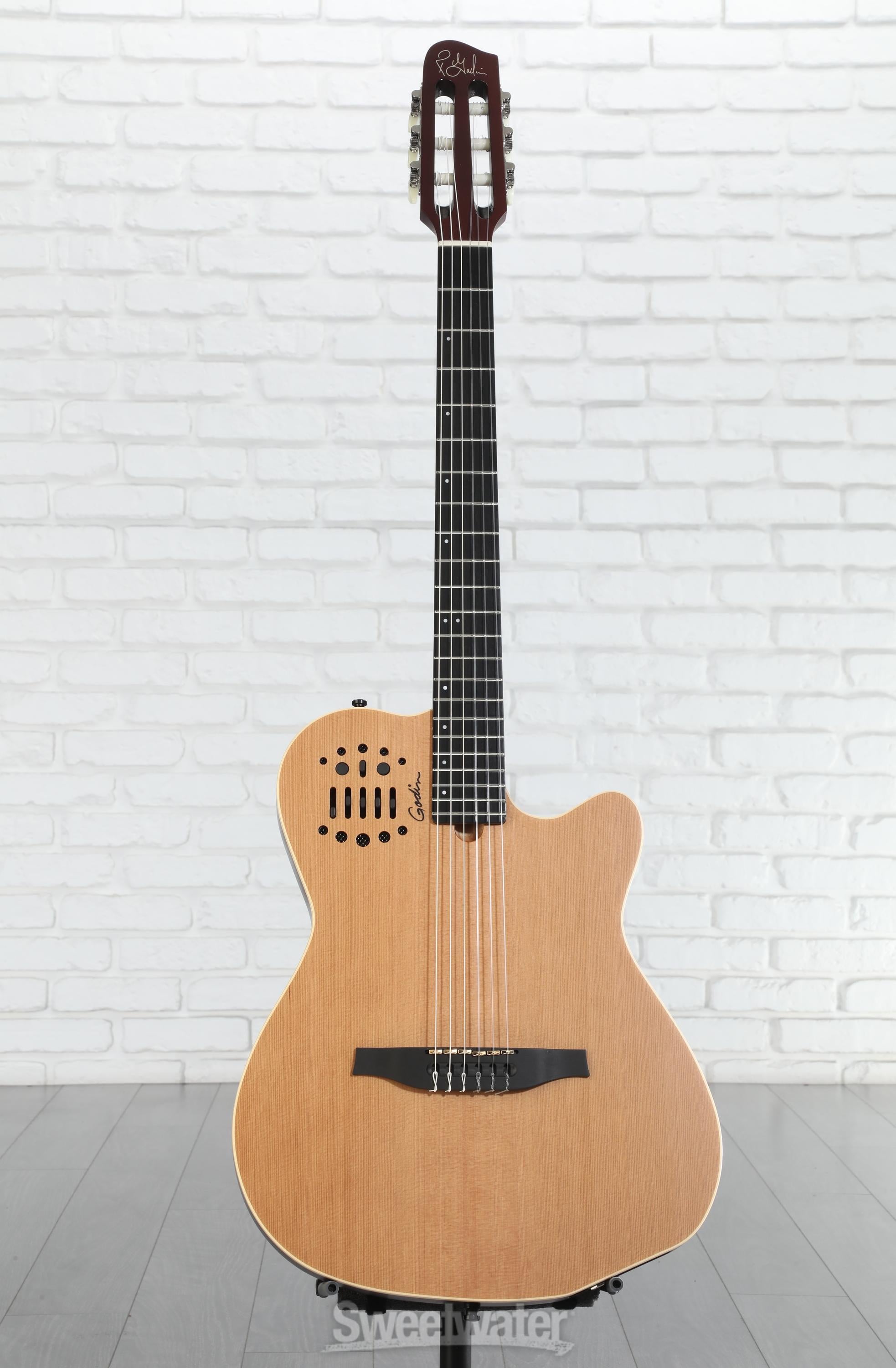 Godin ACS-SA Slim, Nylon String Acoustic-Electric Guitar - Natural