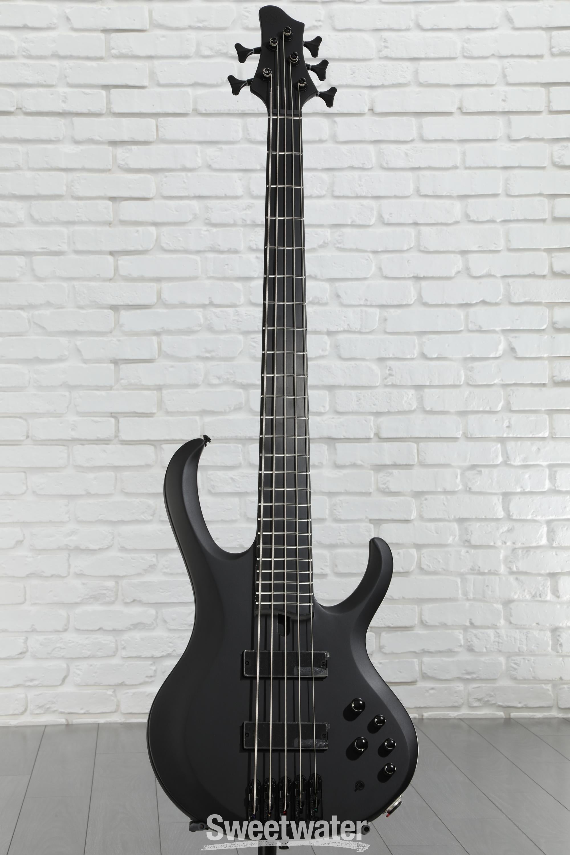 Ibanez BTB 625EX 5弦ベース Ibanez Iron Label BTB652EX - Black Flat | Sweetwater