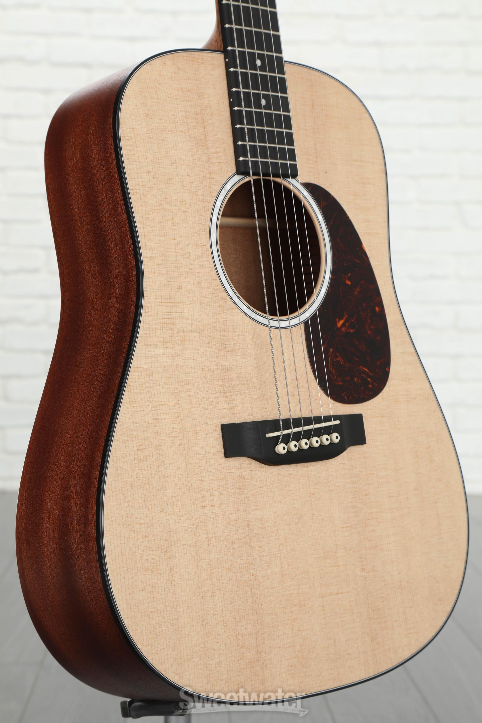 Martin D Jr-10 Acoustic Guitar - Natural Spruce | Sweetwater