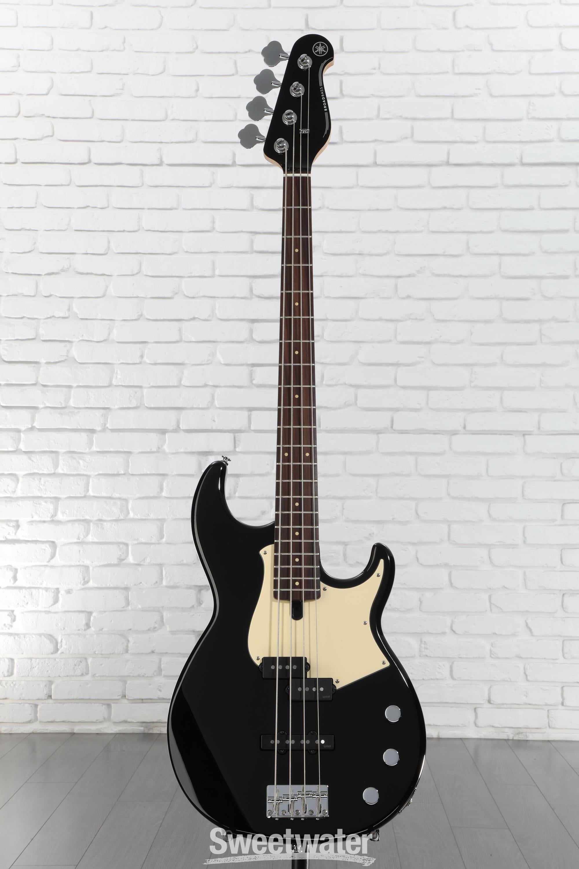 Yamaha BB434 4-string Bass Guitar - Black | Sweetwater