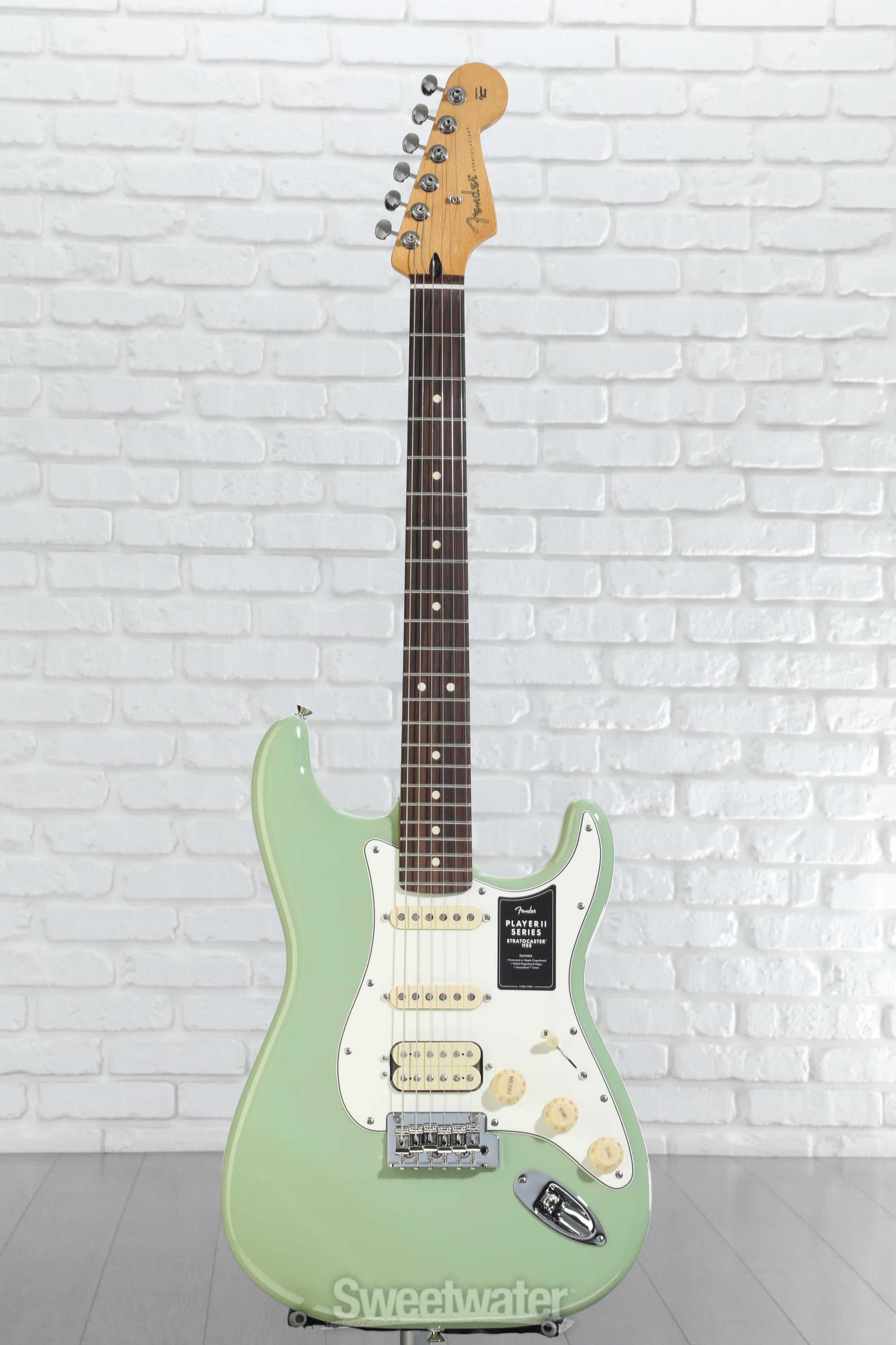 Amazon.com: Fender Player Stratocaster HSS Electric Guitar