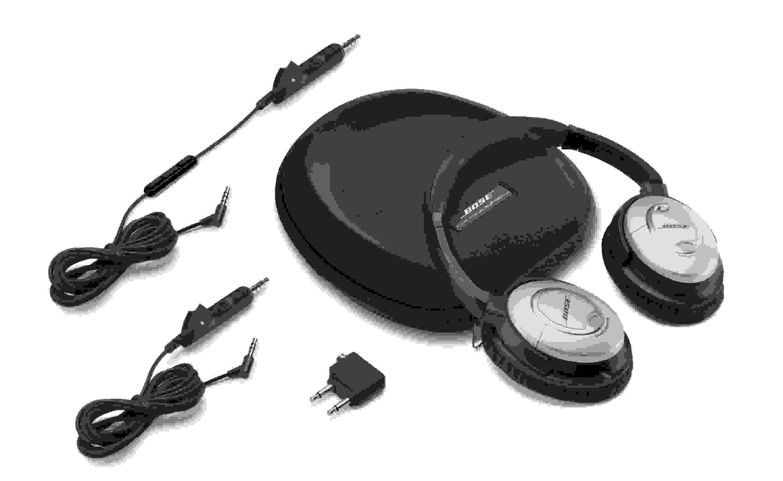 Bose QuietComfort 15 Around-Ear Noise-Canceling Headphones - Closed