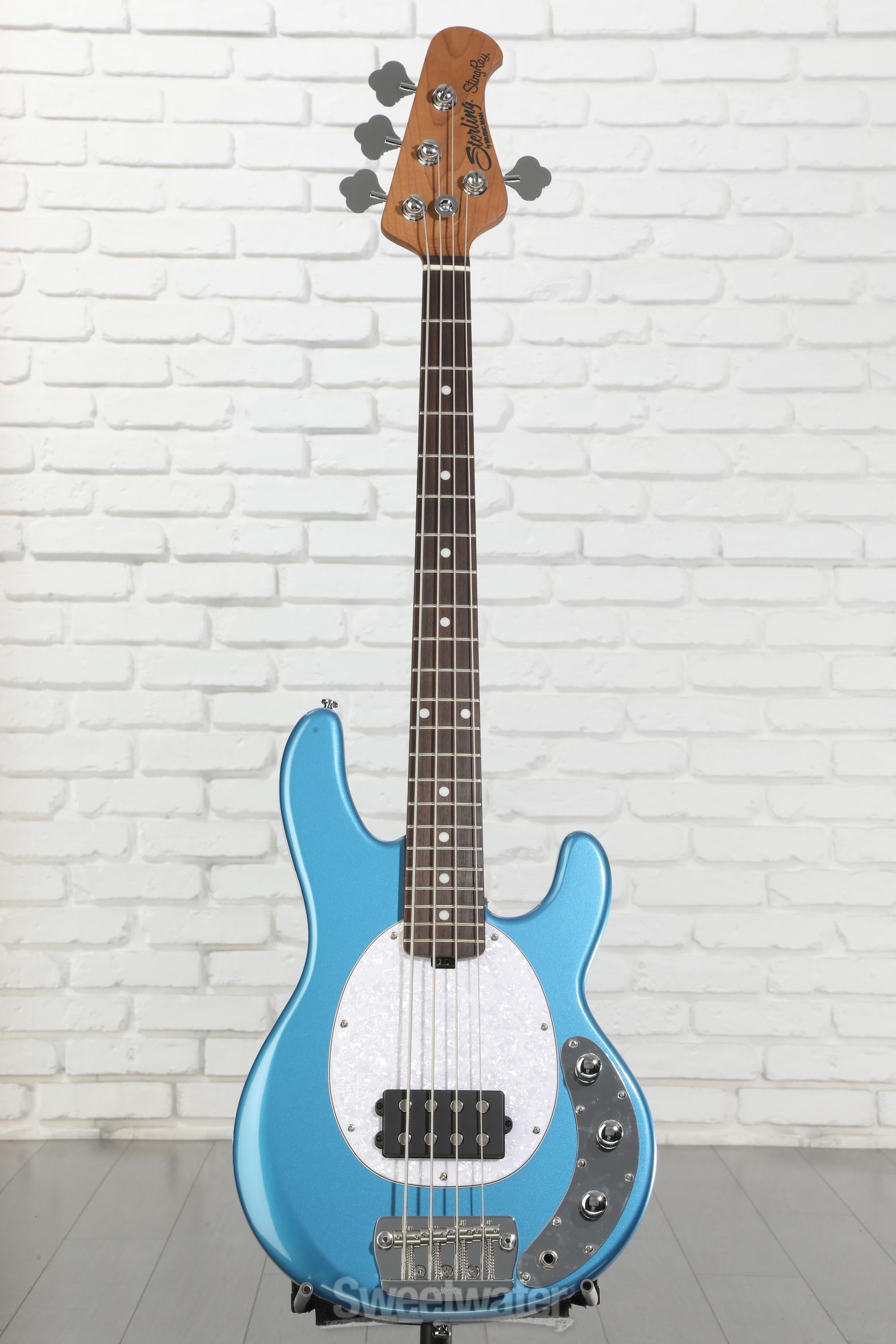Sterling By Music Man StingRay RAYSS4 Short-scale Bass Guitar