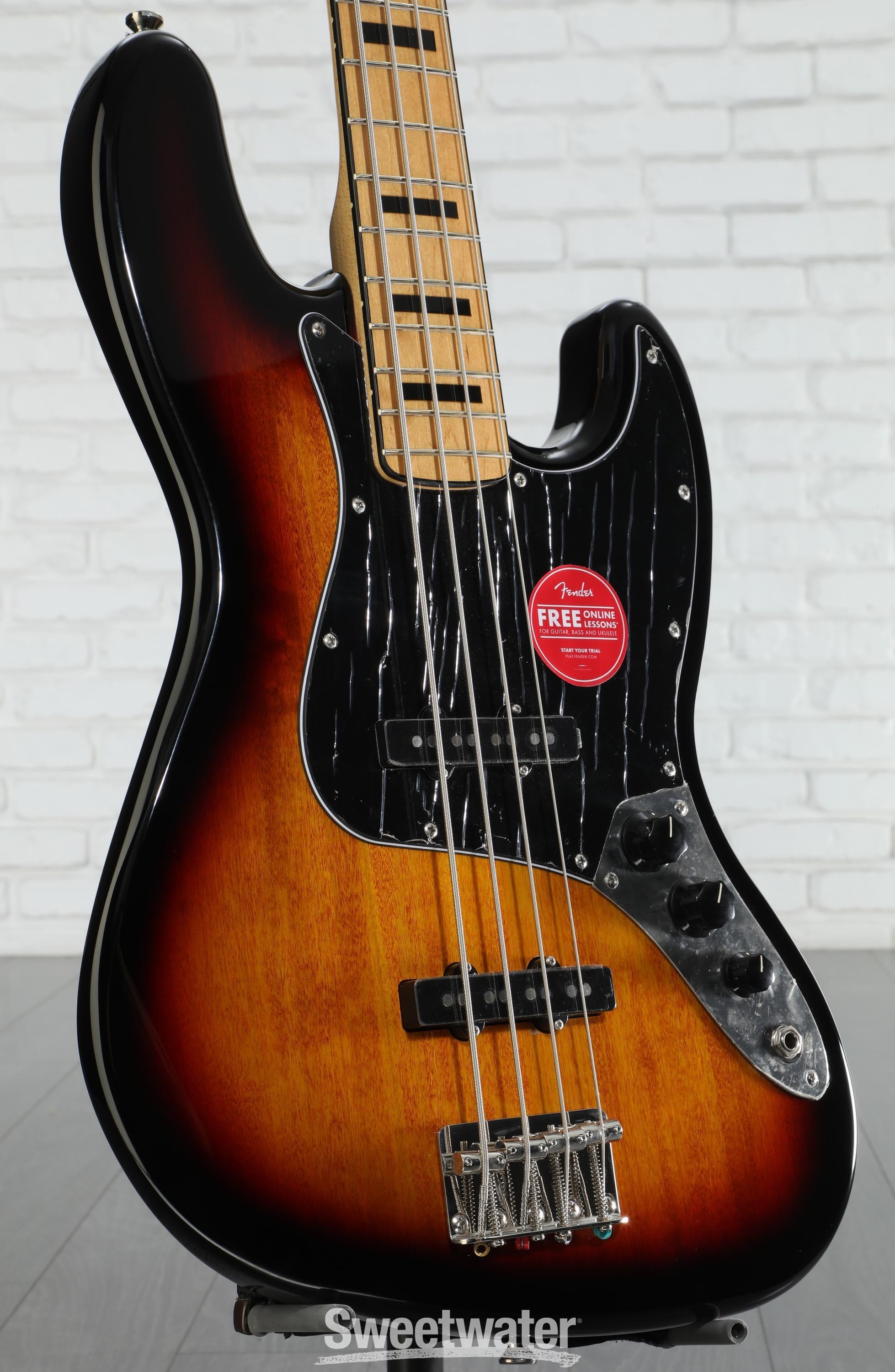 Squier Classic Vibe ’70s Jazz Bass Squier Classic Vibe '70s Jazz Bass - Natural | Sweetwater