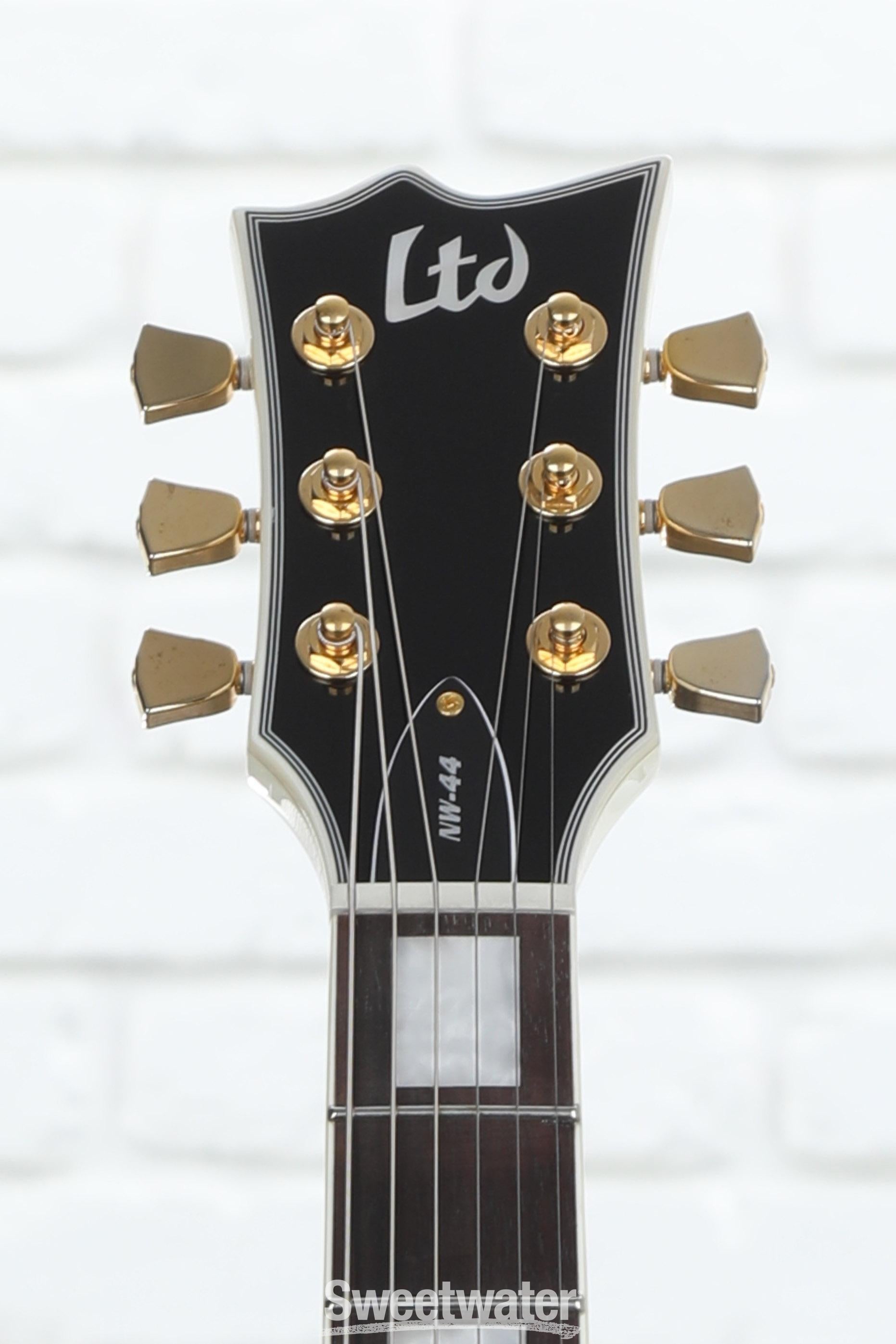 Korg D1 88-key Stage Piano / Controller (White)