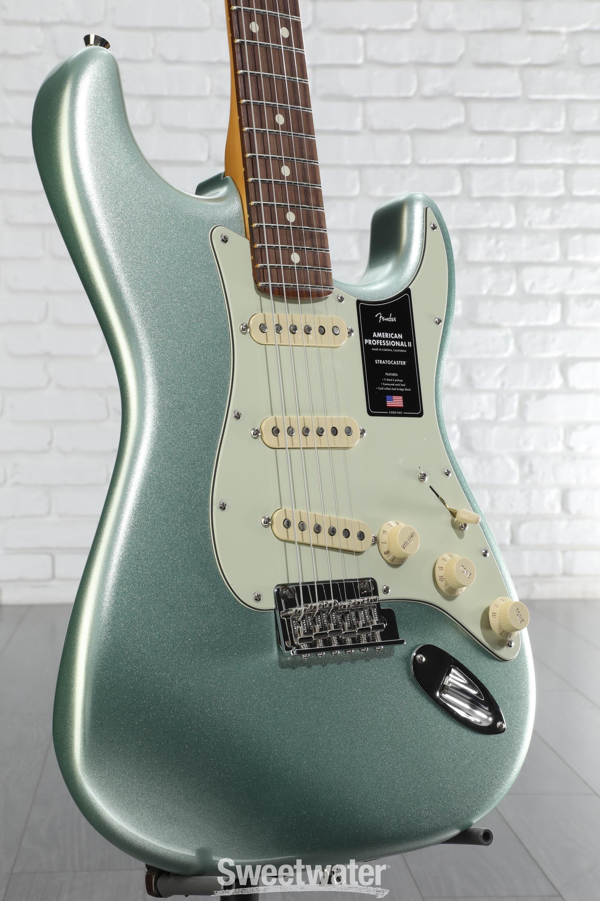 Fender American Professional II Stratocaster - Mystic Surf Green