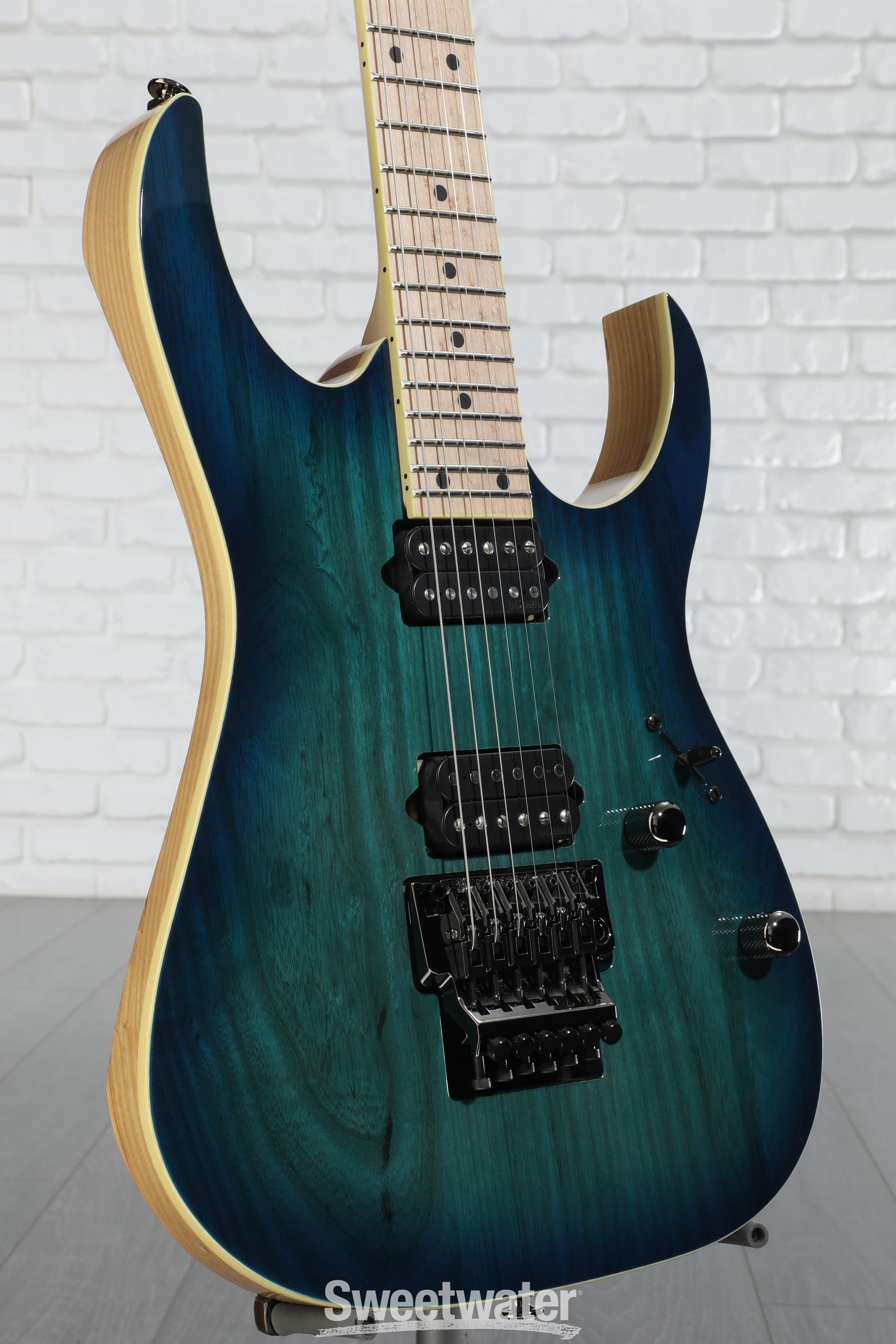 Ibanez Prestige RG652AHM - Nebula Green Burst | Sweetwater