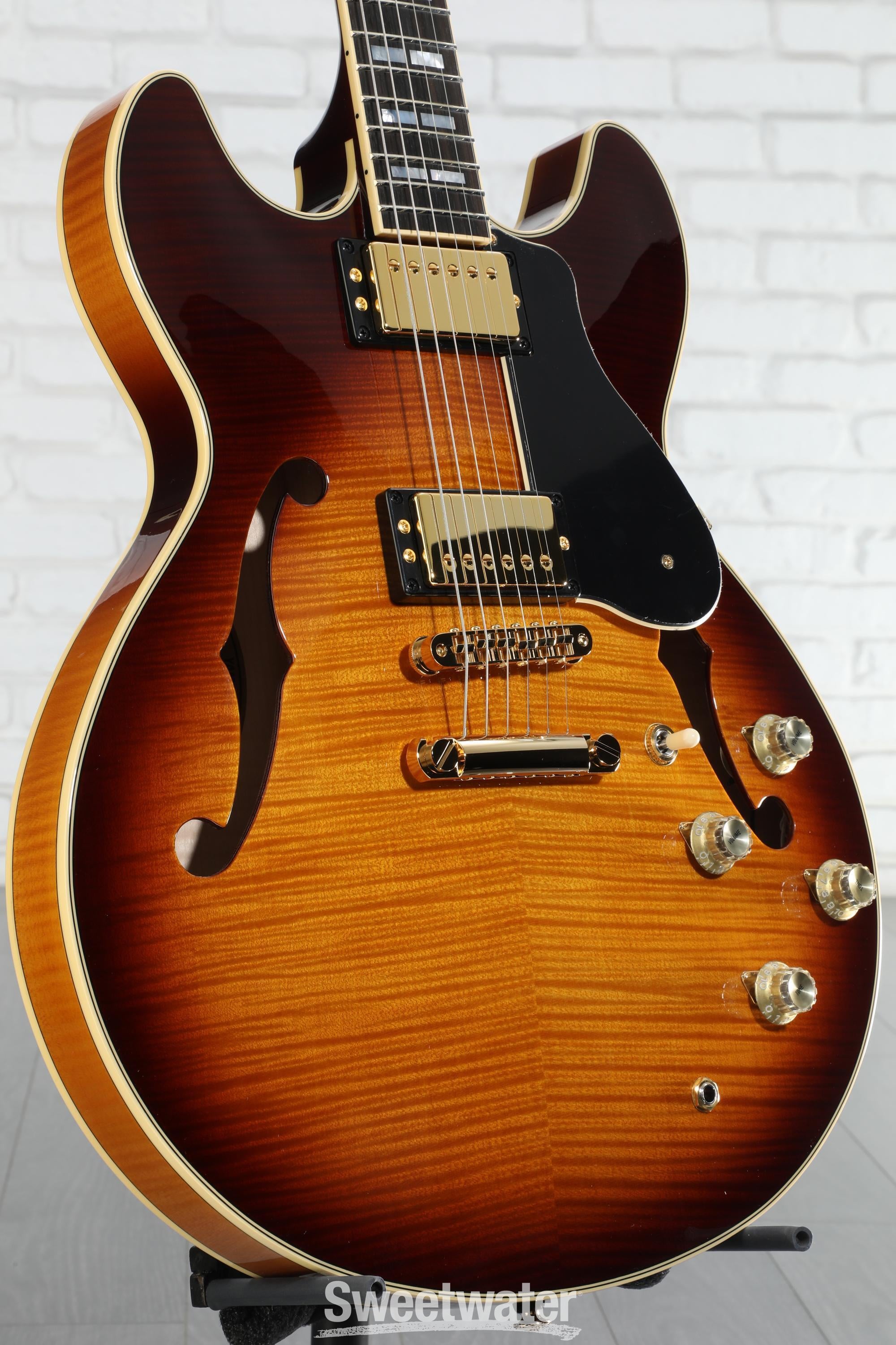 Yamaha SA2200 Semi-Hollow Electric Guitar - Violin Sunburst