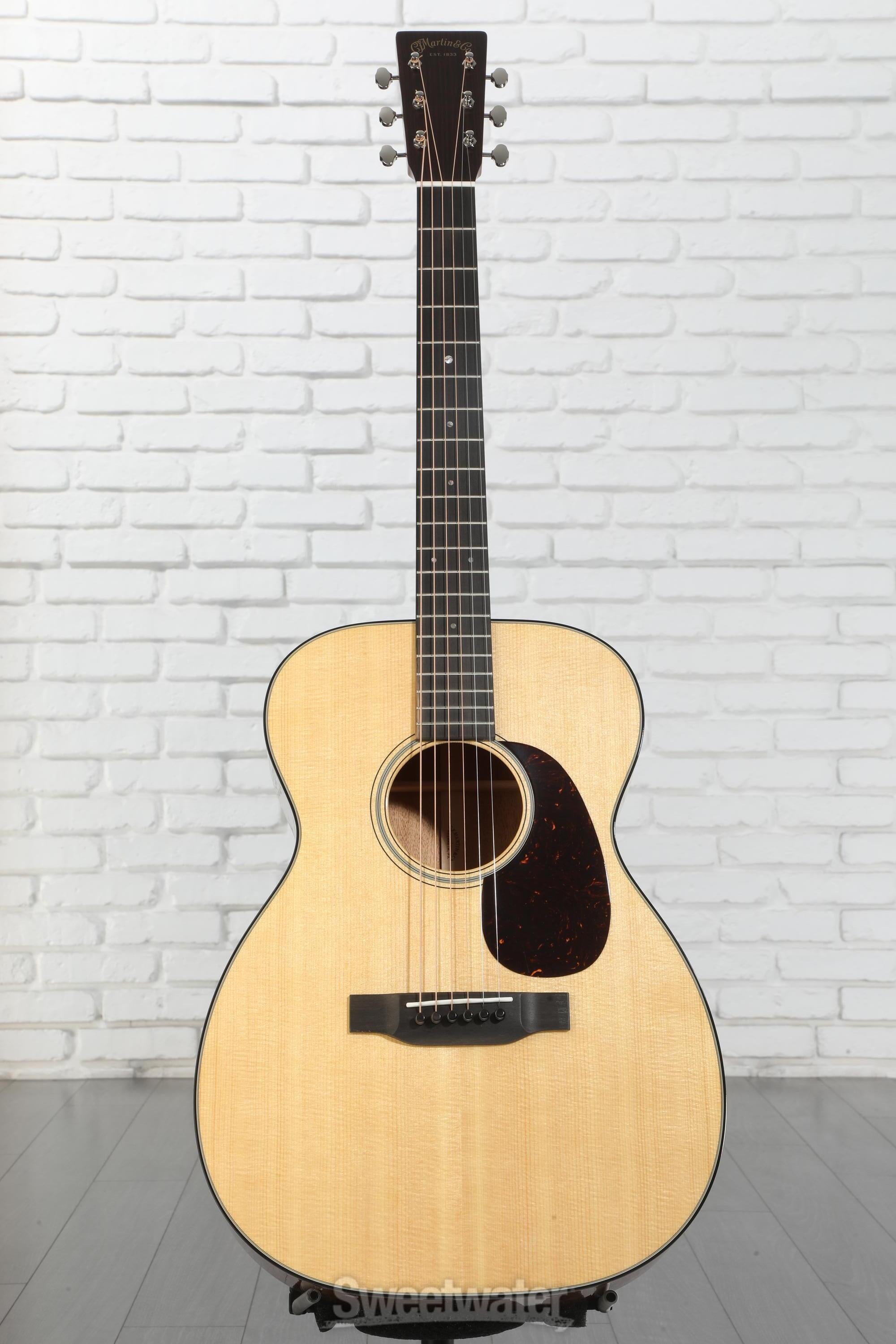 Martin ooo-18 Standard　美品 Amazon.com: Martin Standard Series 000-18 Acoustic Guitar