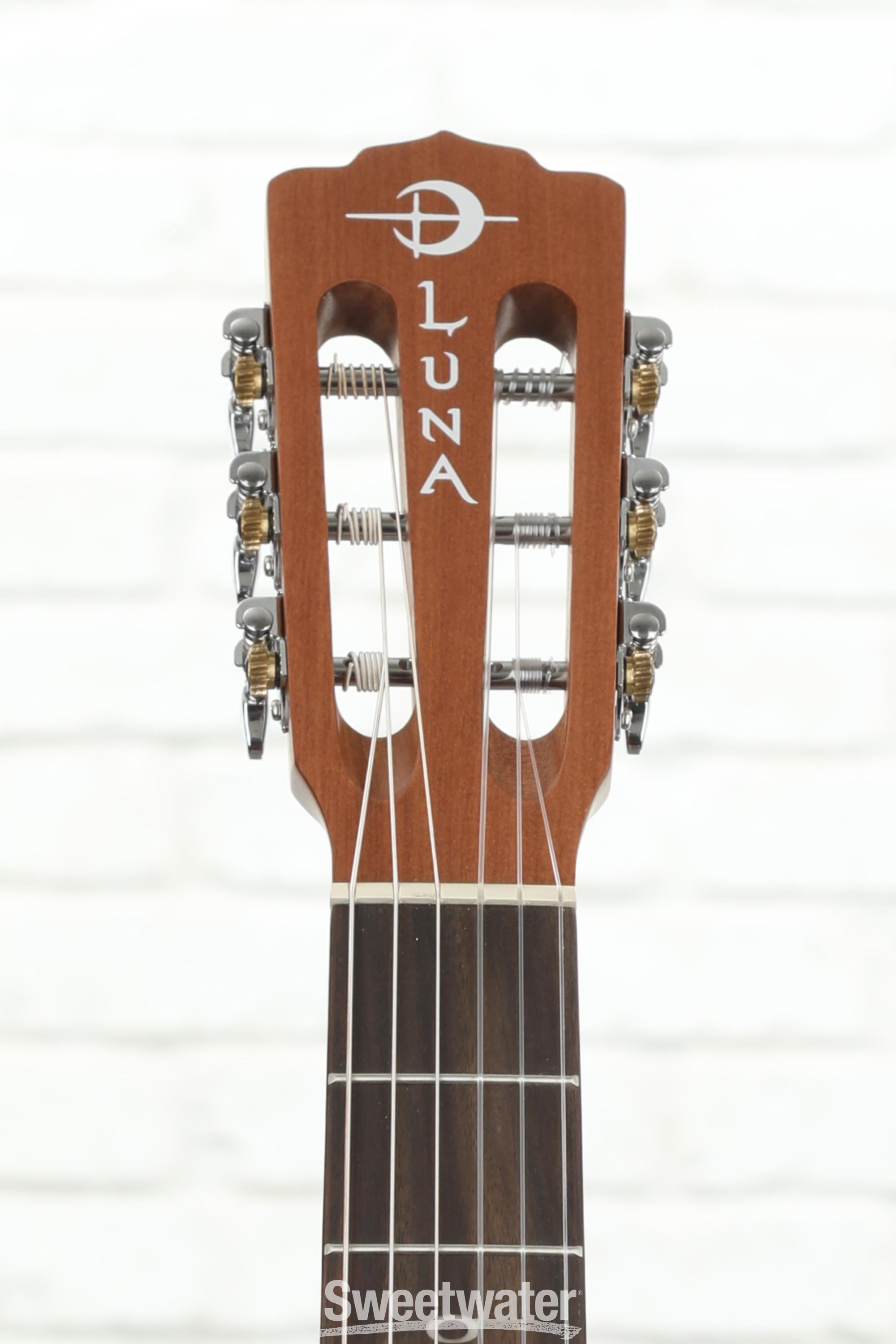 Luna Guitars Heartsong Nylon USB