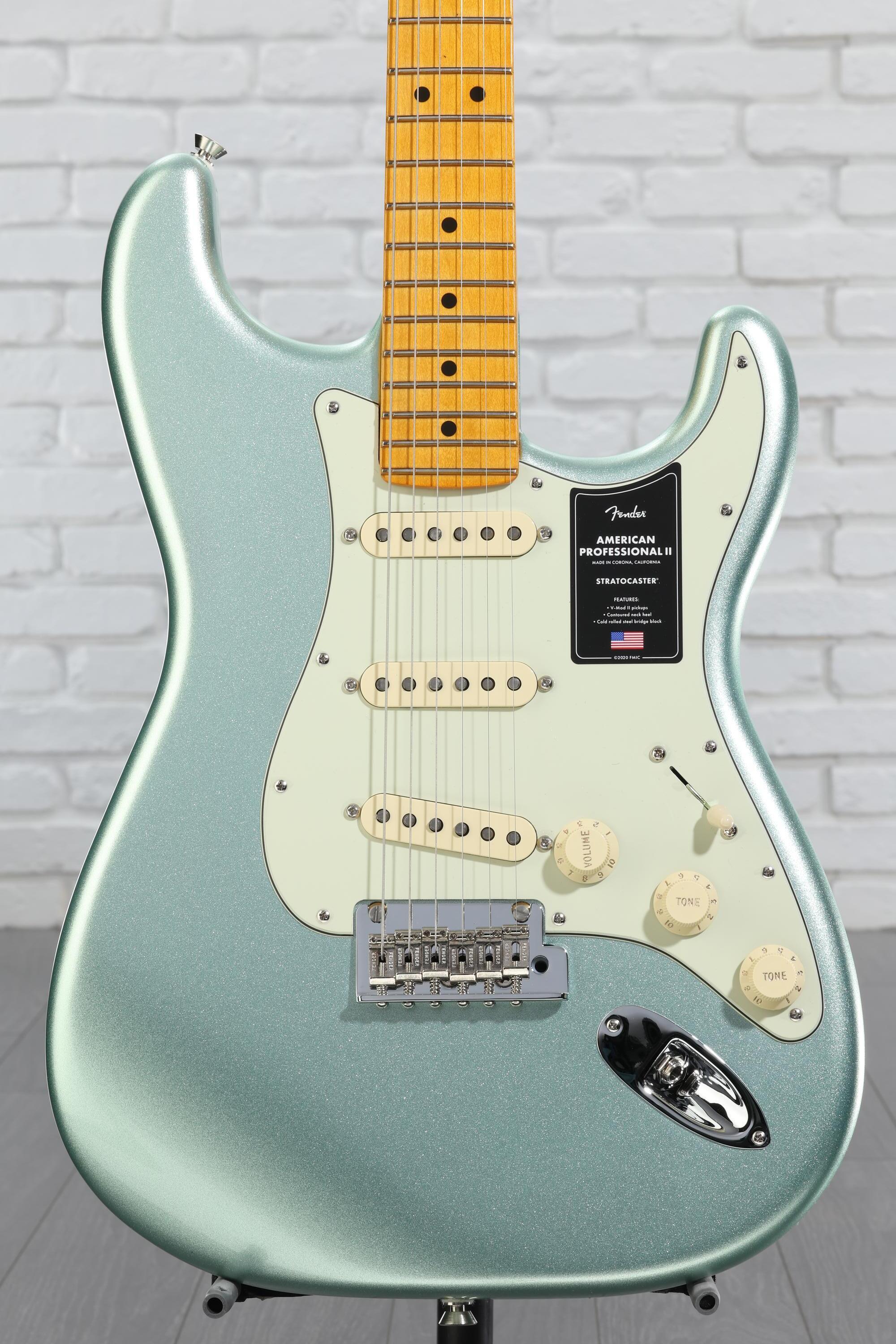 ギター American professional II stratocaster Fender American Professional II Stratocaster Rosewood