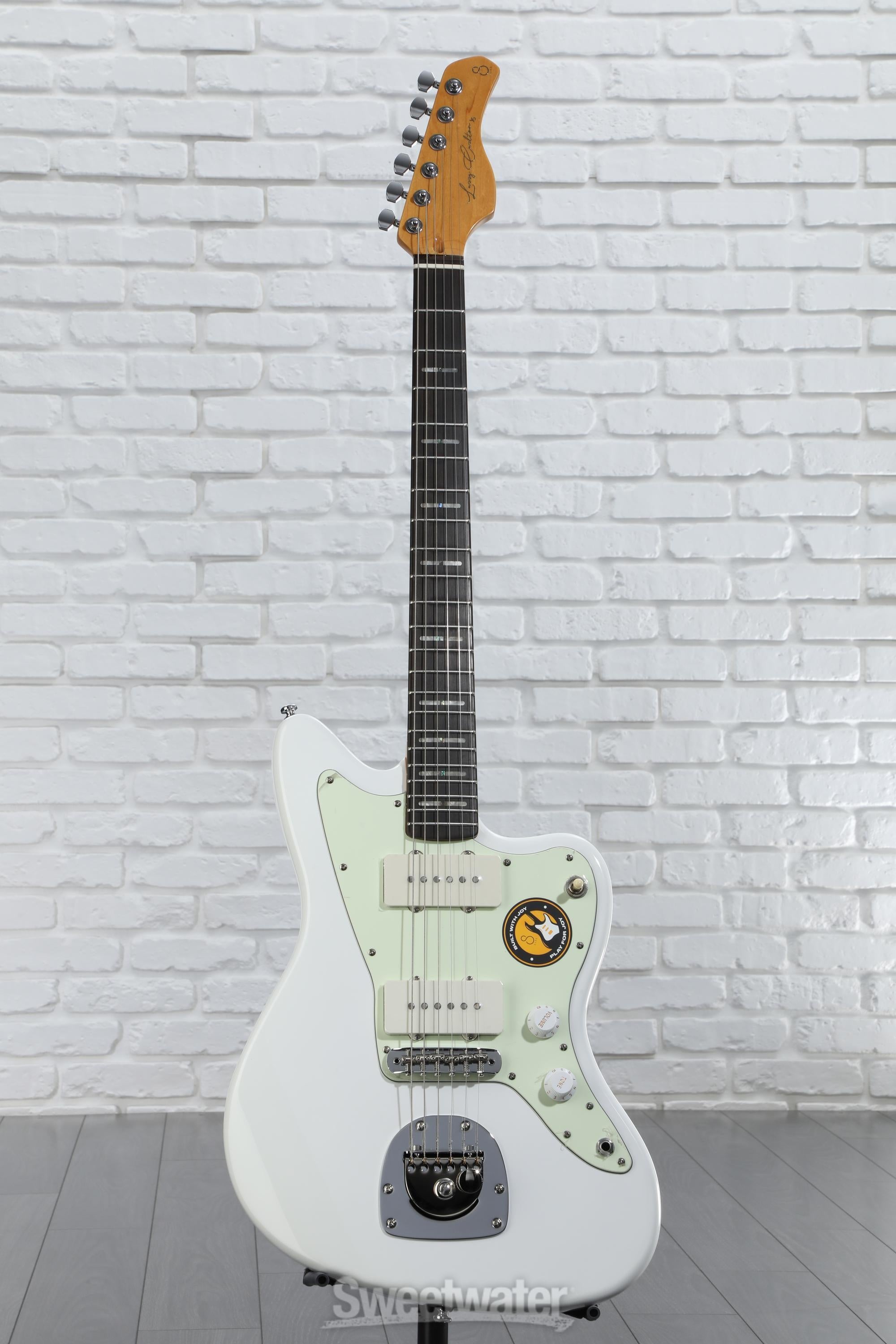 【やっさん】Sire / Larry Carlton J5 WH Sire Larry Carlton J5 Electric Guitar - White | Sweetwater