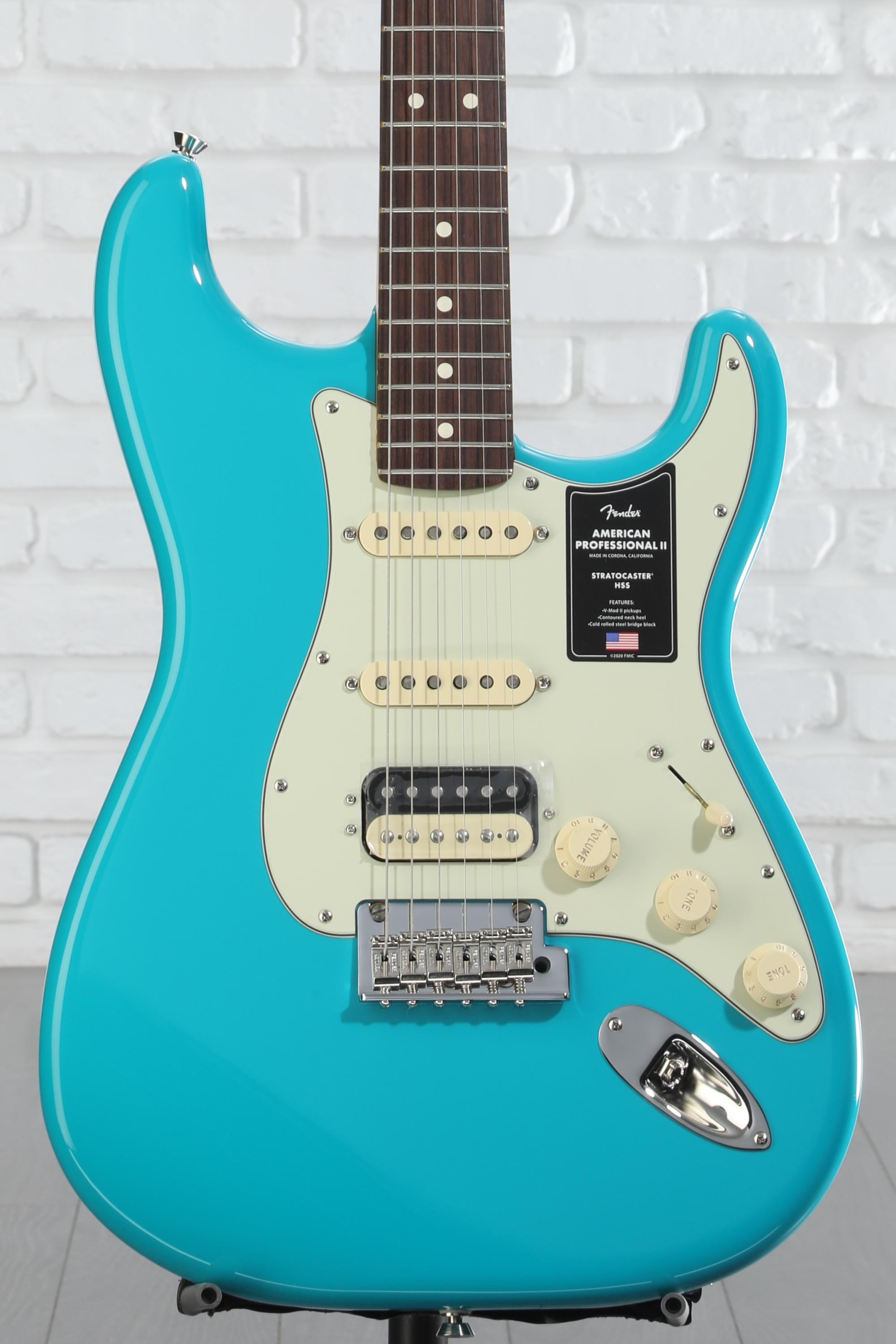 Fender American Professional II Stratocaster HSS - Miami Blue with
