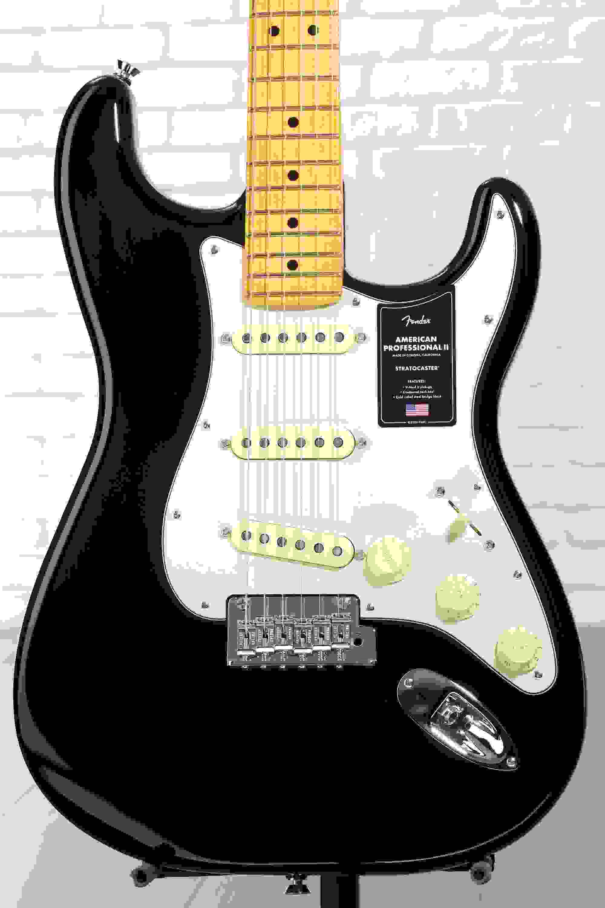 Fender American Professional II Stratocaster - Black with Maple Fingerboard