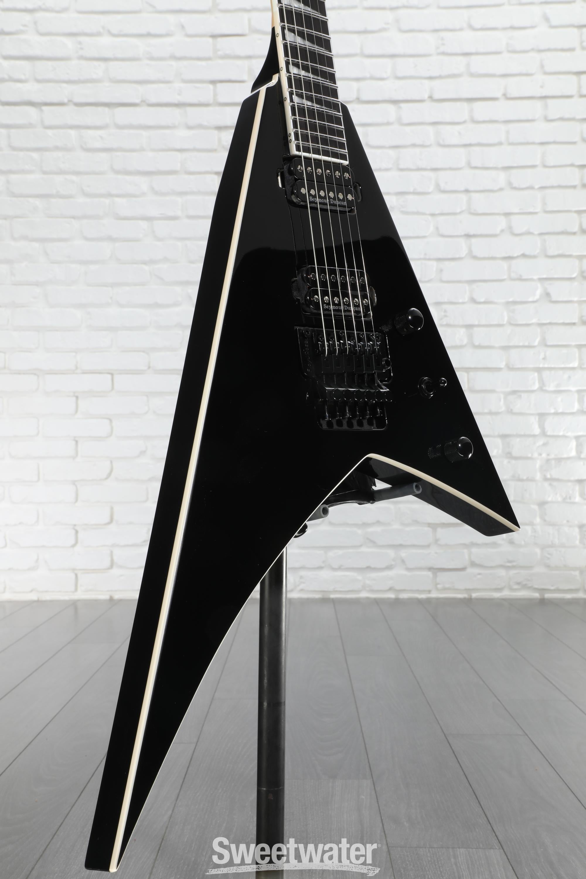 ギター Jackson Pro Plus Series Rhoads RR24 3f51db0146C2U28SZFWxKjf26ZzDsq