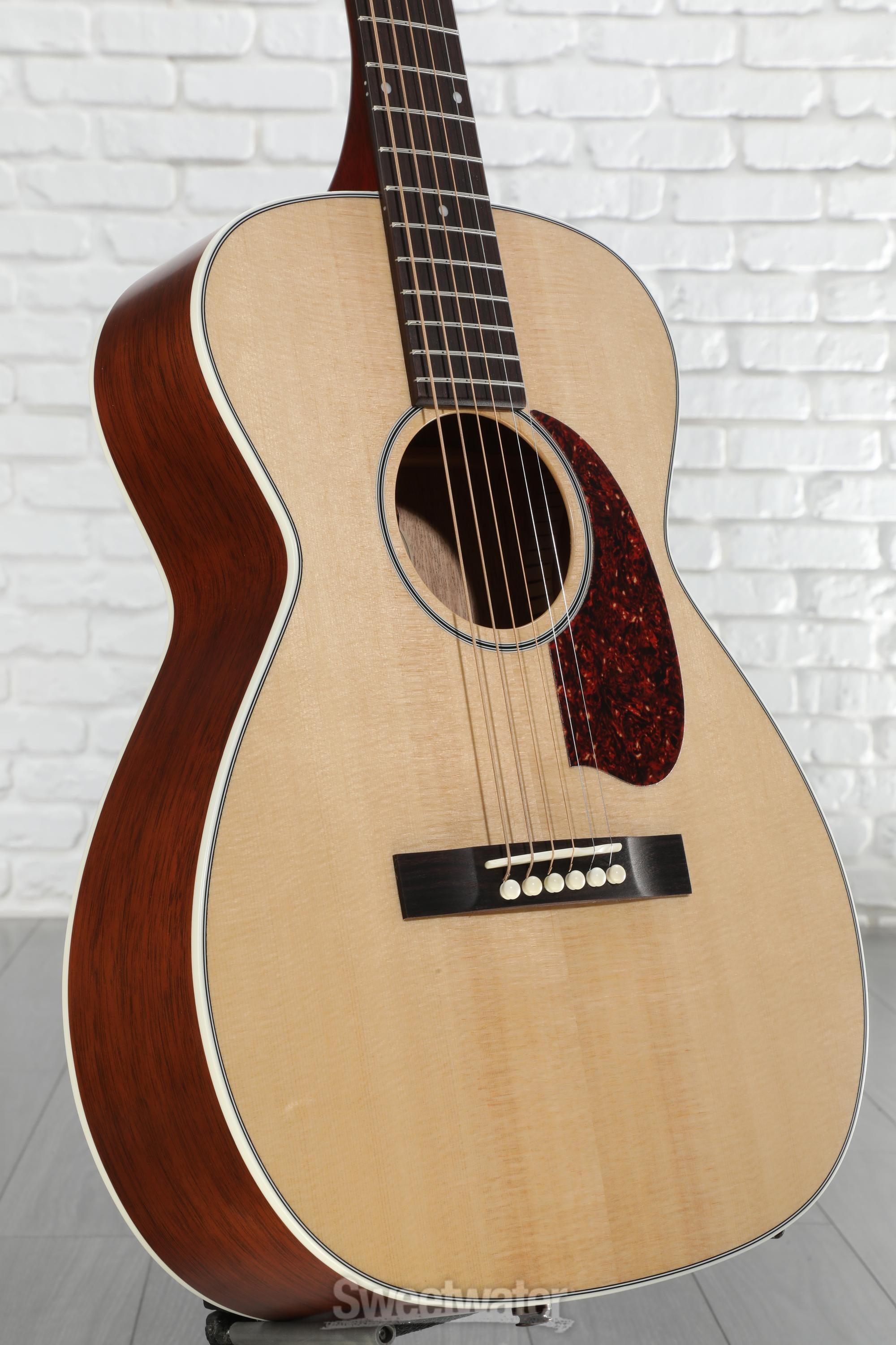 Guild M-40E Standard Acoustic-electric Guitar - Natural | Sweetwater