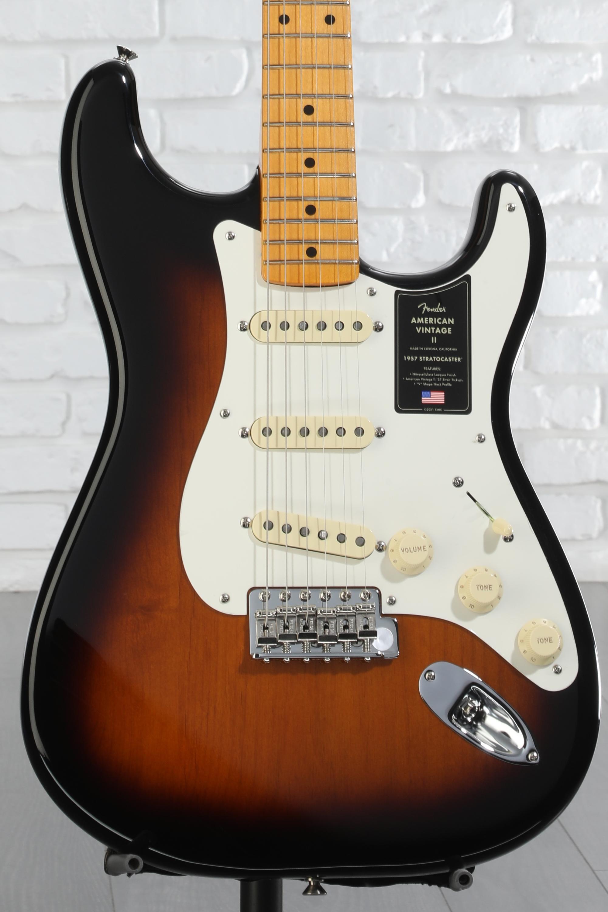 亀X様 美品 Fender American Vintage II 1957 Fender American Vintage II 1957 Stratocaster Electric Guitar