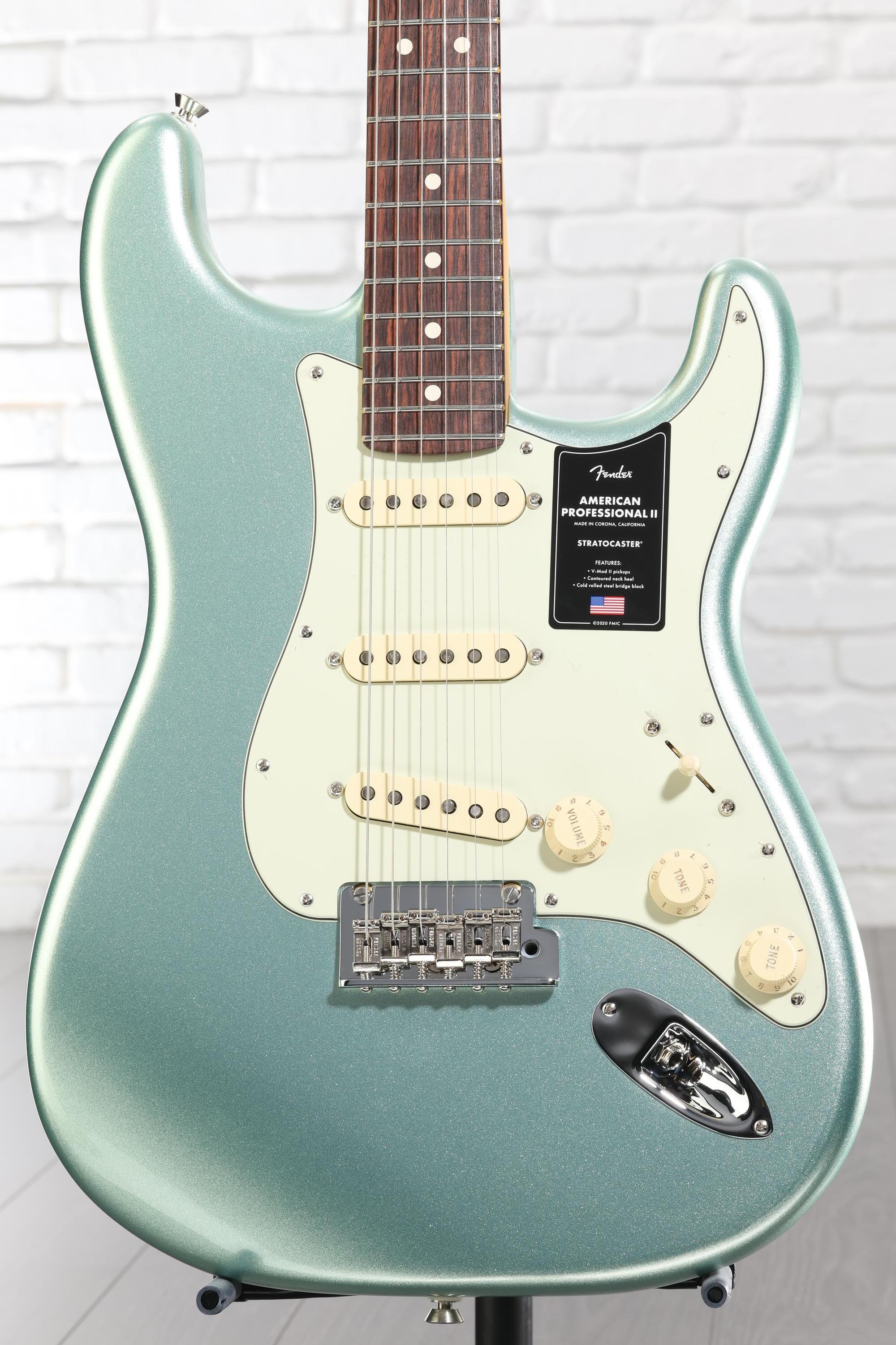 Fender American Professional II Stratocaster - Mystic Surf Green