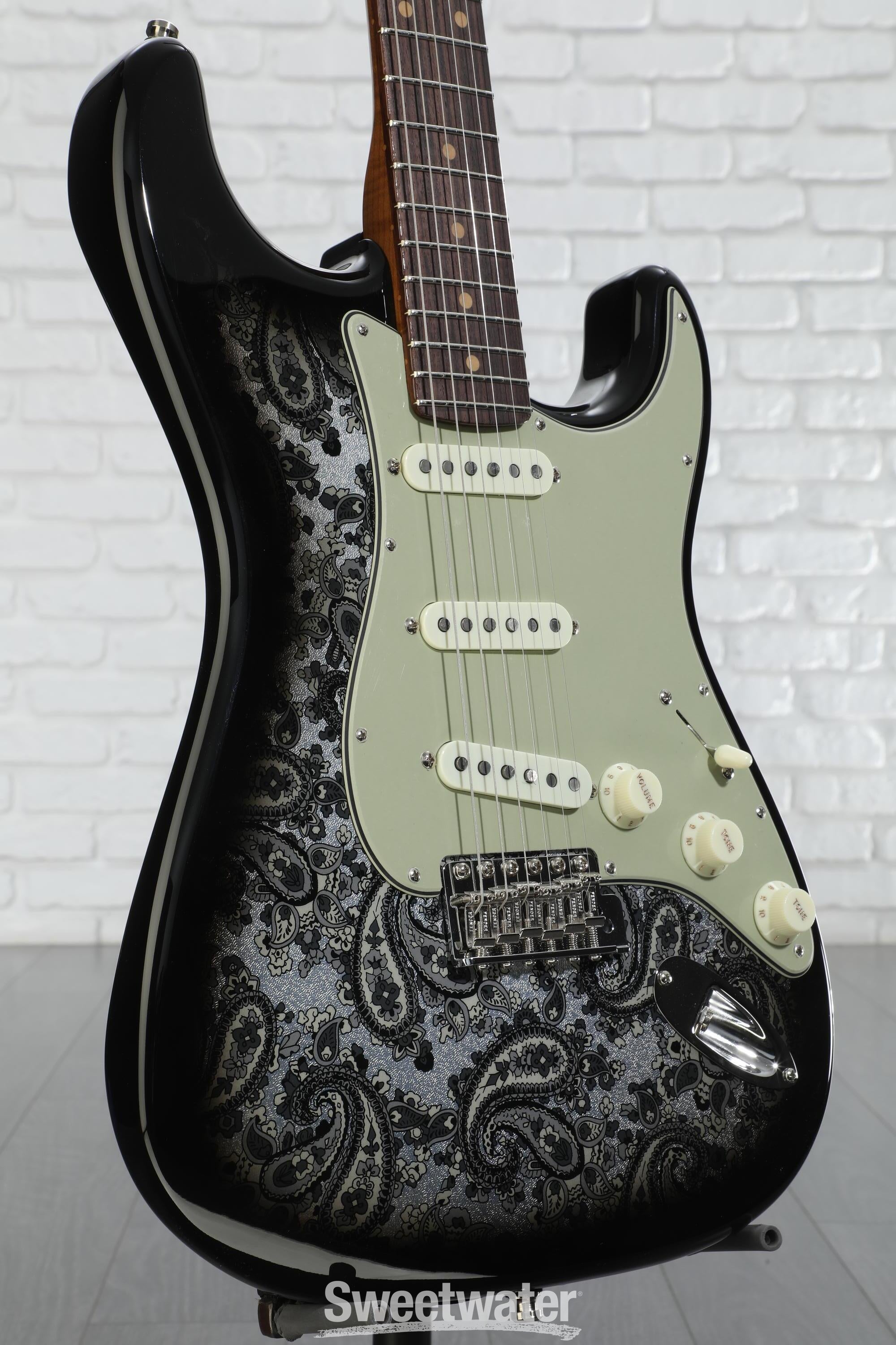 Fender Limited Edition Paisley Stratocaster - Black Paisley