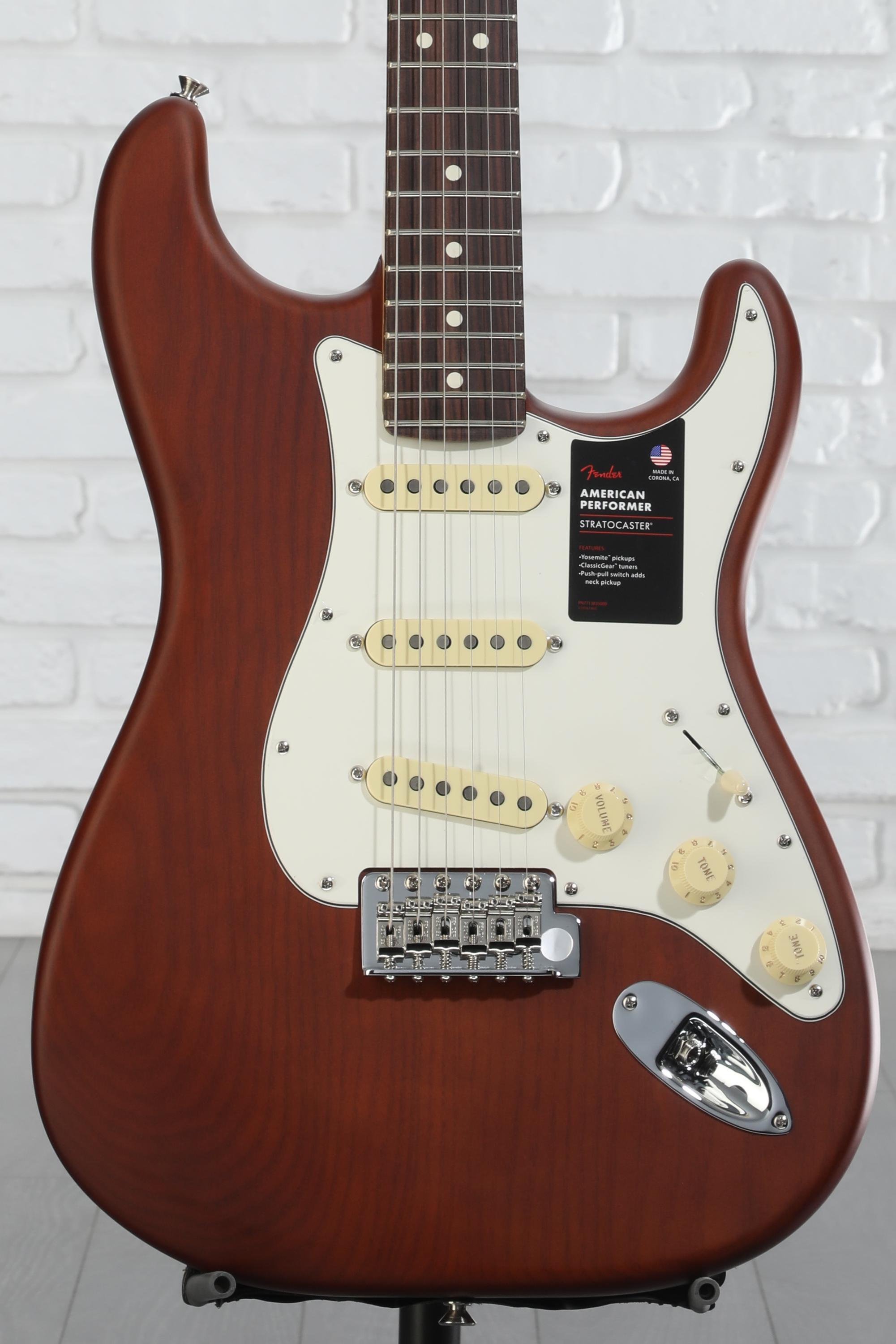 American Performer Stratocaster® – Fender